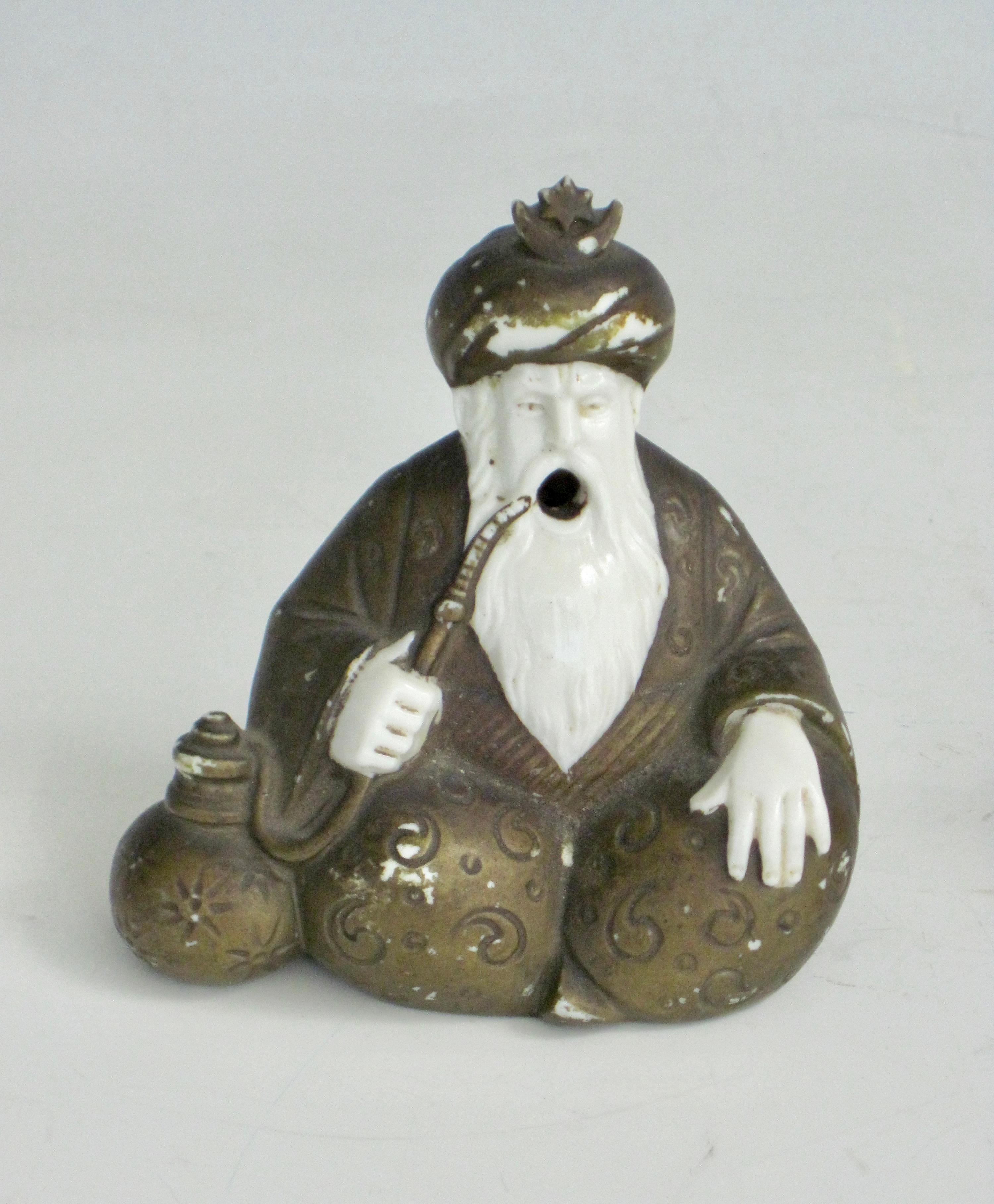 Early 20th Century Japanese Porcelain Incense Burner-Smoker Figurines For Sale 6