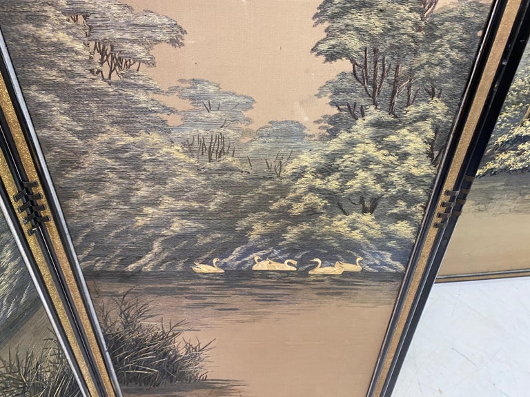 Early 20th Century Japanese Silk Screen For Sale at 1stDibs