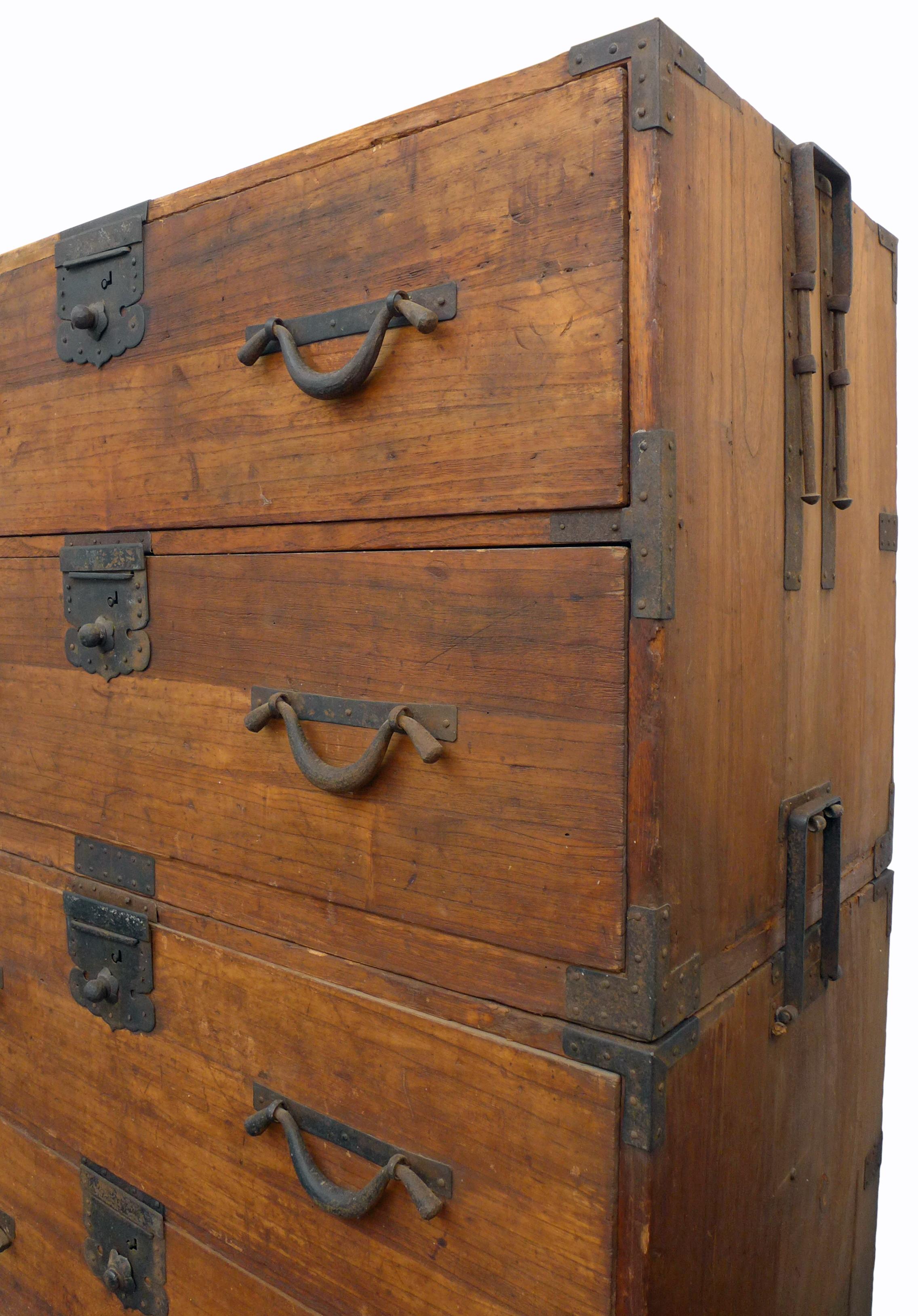 Early 20th Century Japanese Stacking Tansu Chests of Drawers 4