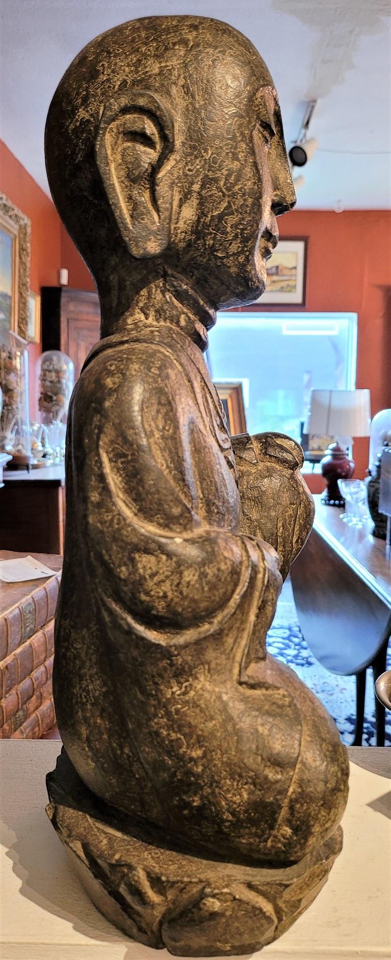 Early 20th Century Japanese Stone Carved Buddha In Good Condition In Dallas, TX