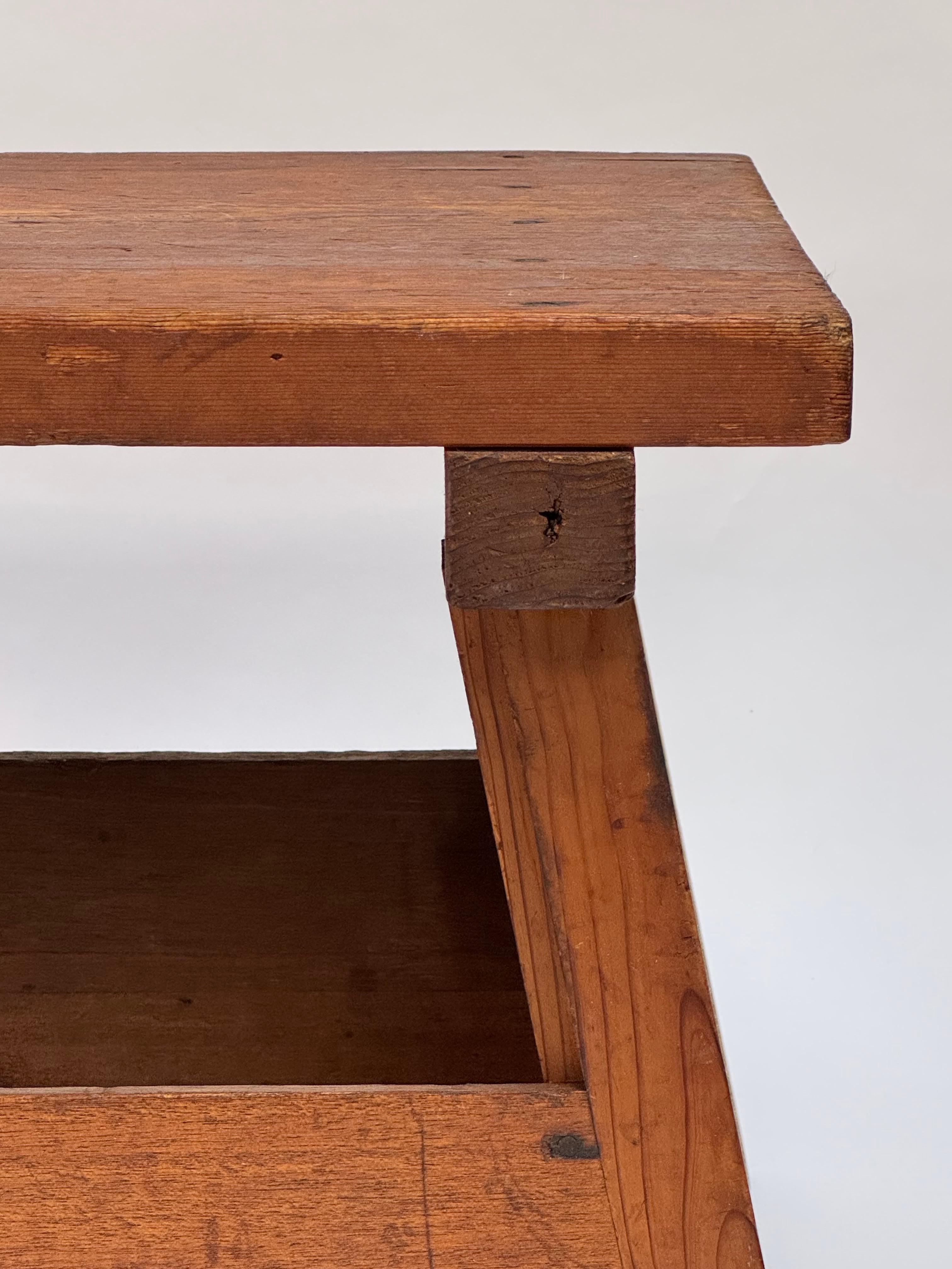 Legno Sgabello / Tavolino giapponese dei primi del Novecento in vendita