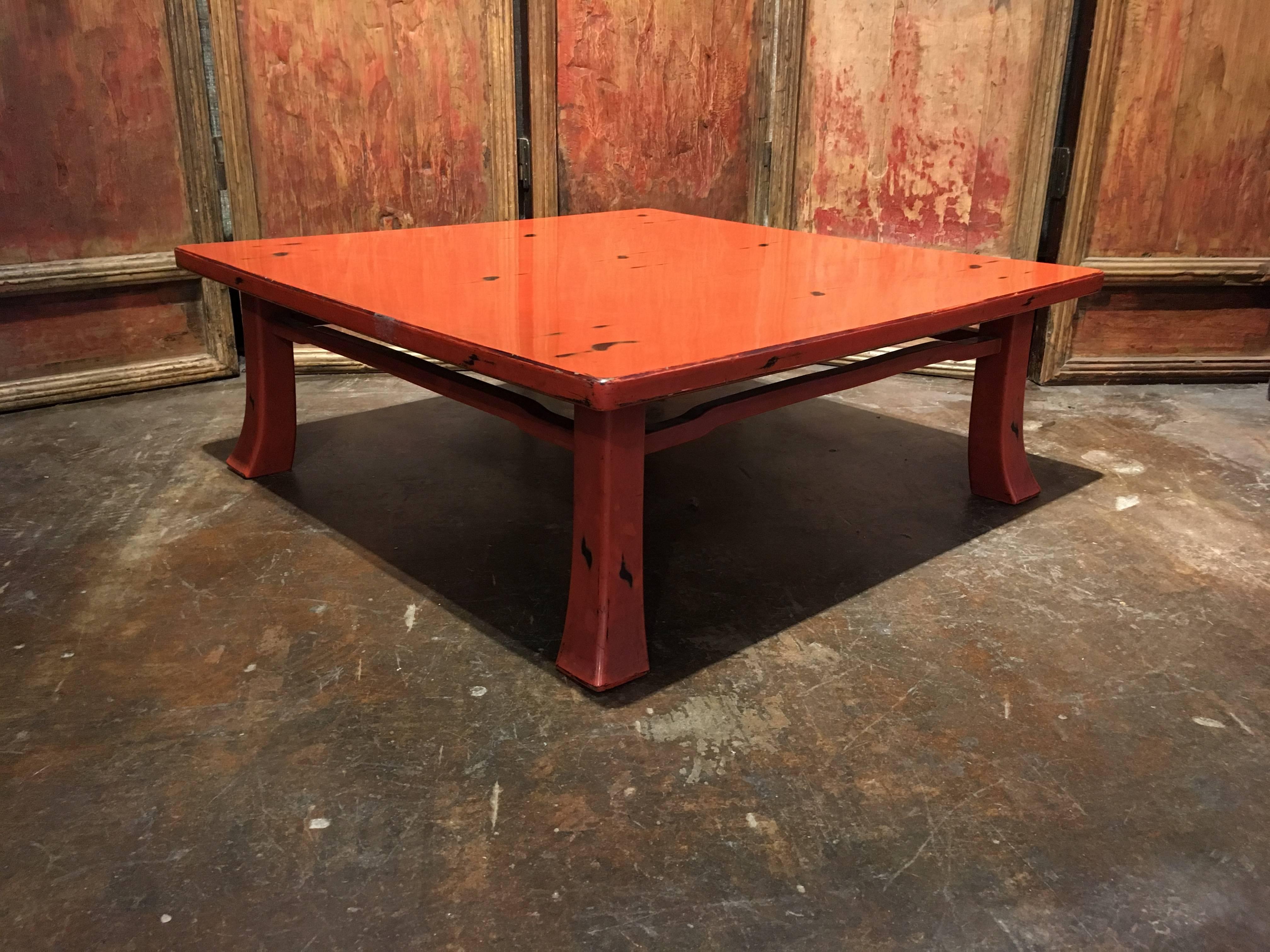 Early 20th Century Japanese Taisho Period Negoro Lacquer Low Table In Good Condition In Austin, TX