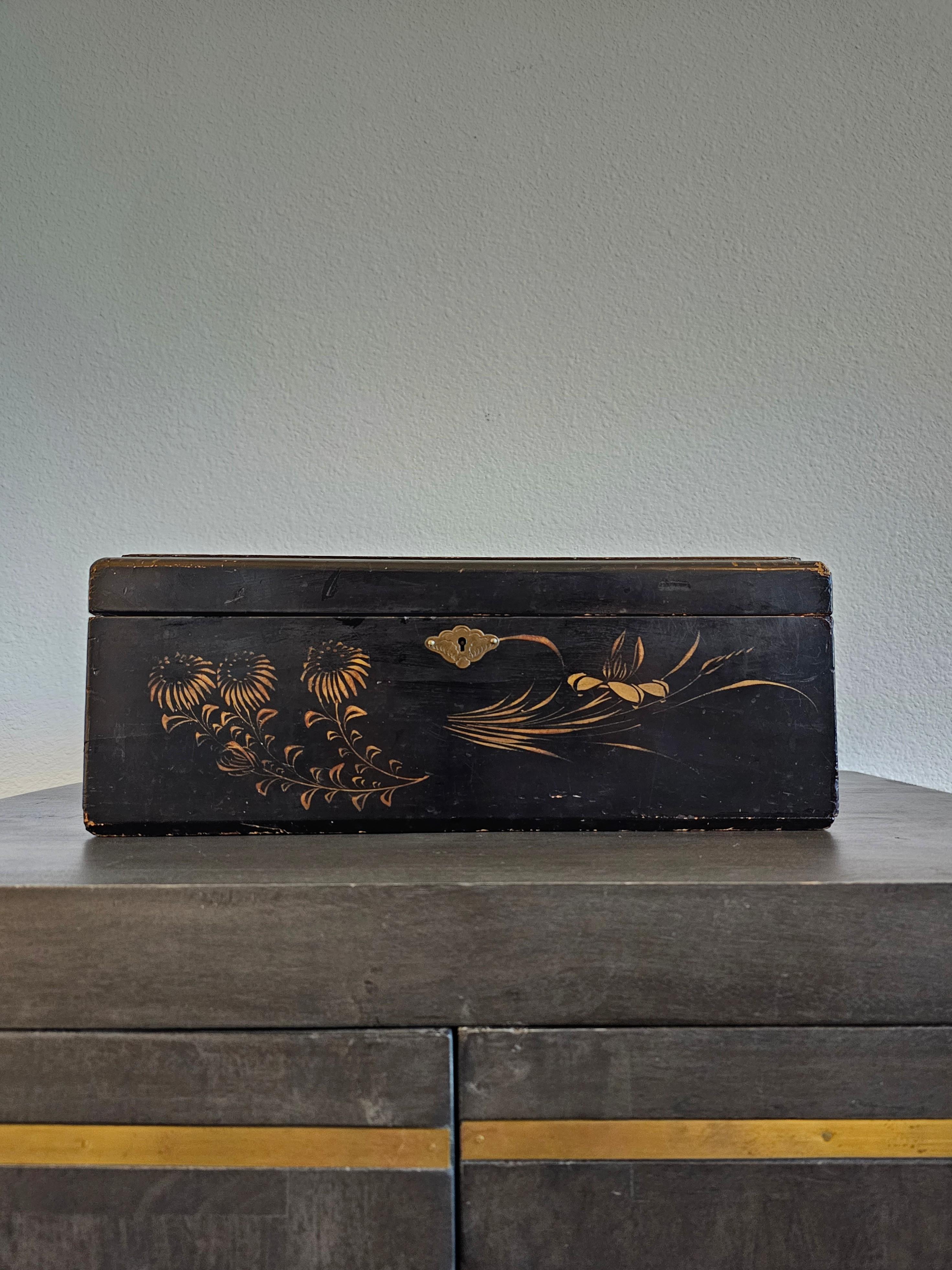 Early 20th Century Japanese Writing Box Travel Desk 13