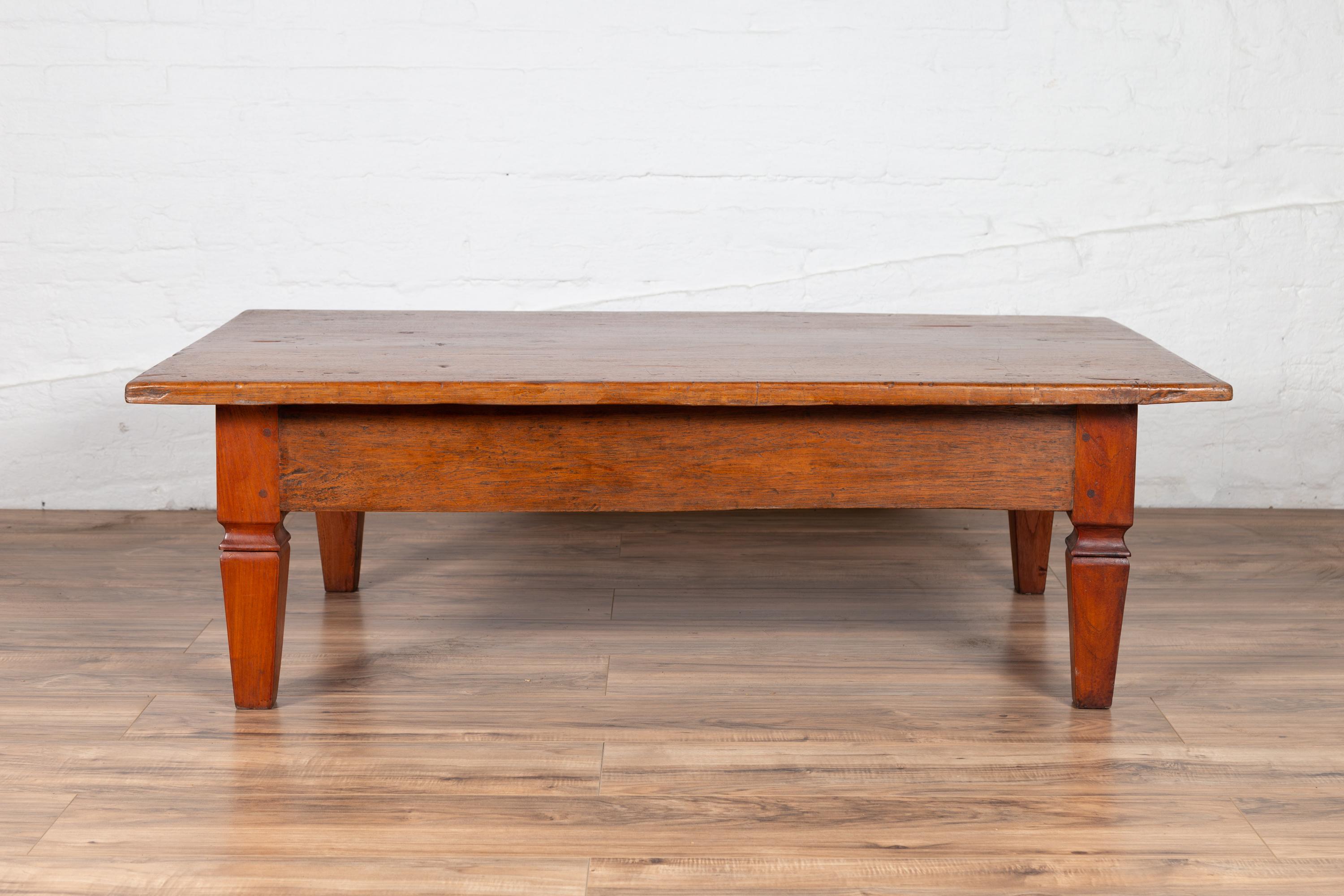 Early 20th Century Javanese Coffee Table with Single Drawer and Tapered Legs 8