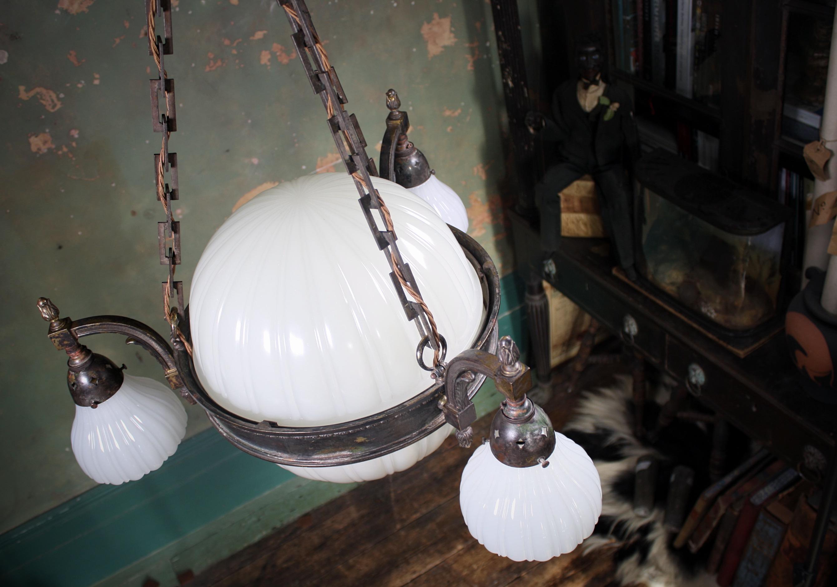 Early 20th Century Jefferson & Co. for G.E.C Moonstone Chandelier Light Pendant 9