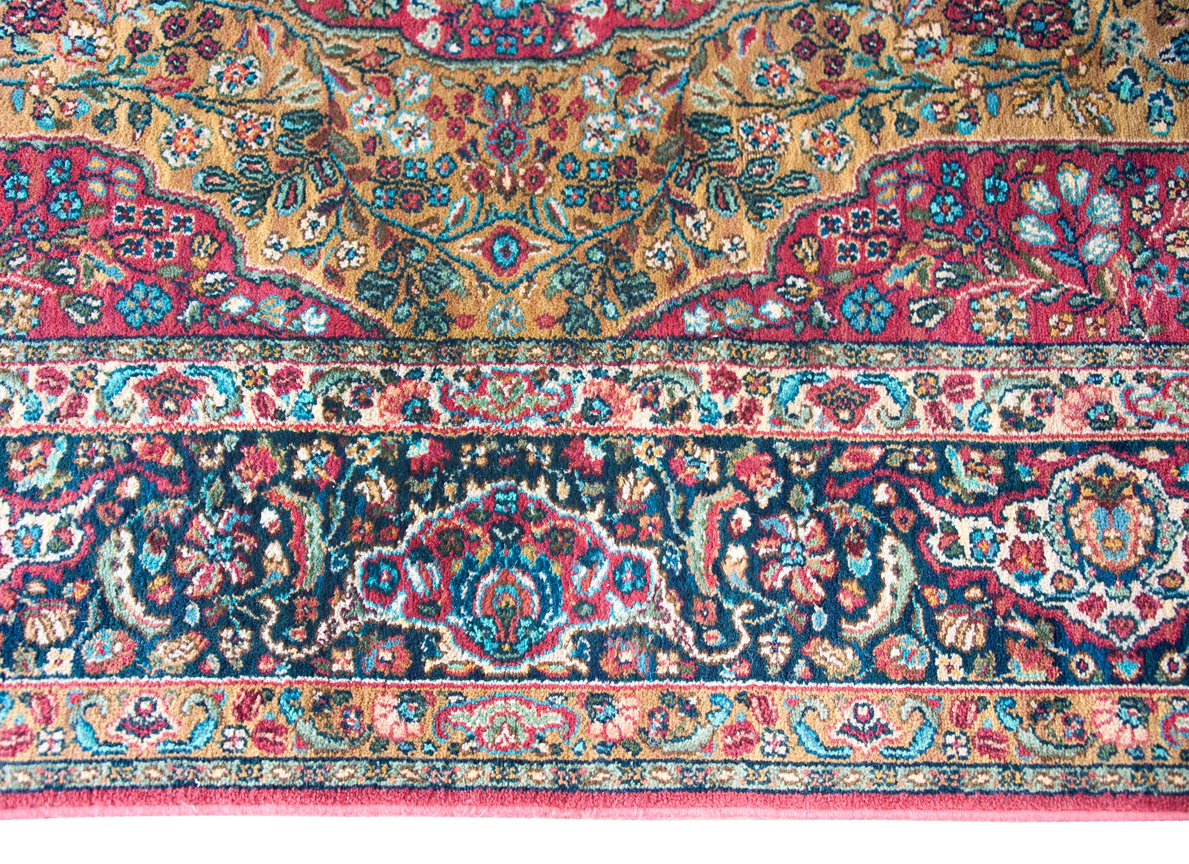 American Early 20th Century Karastan-Style Rug For Sale