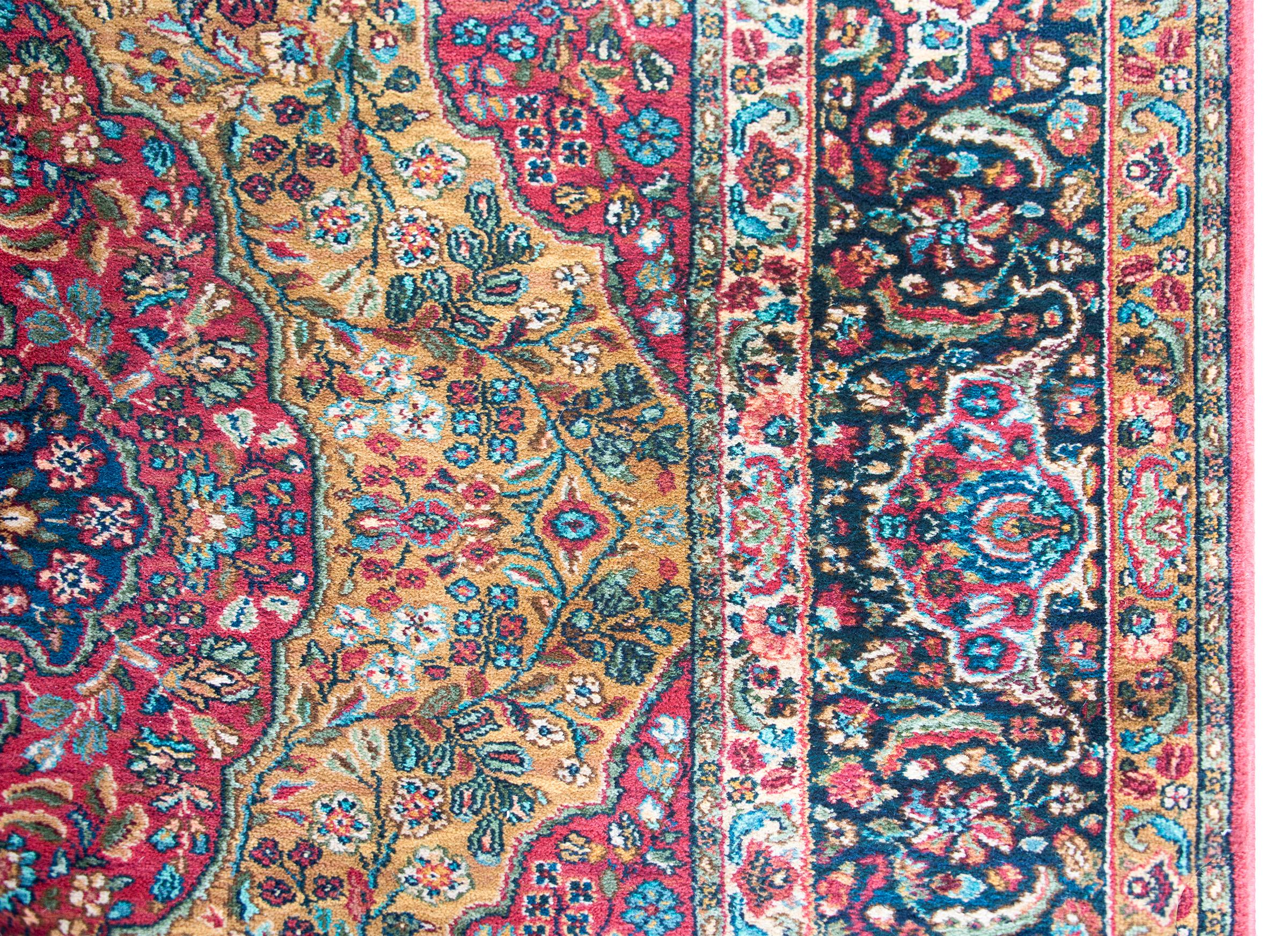 Hand-Knotted Early 20th Century Karastan-Style Rug For Sale