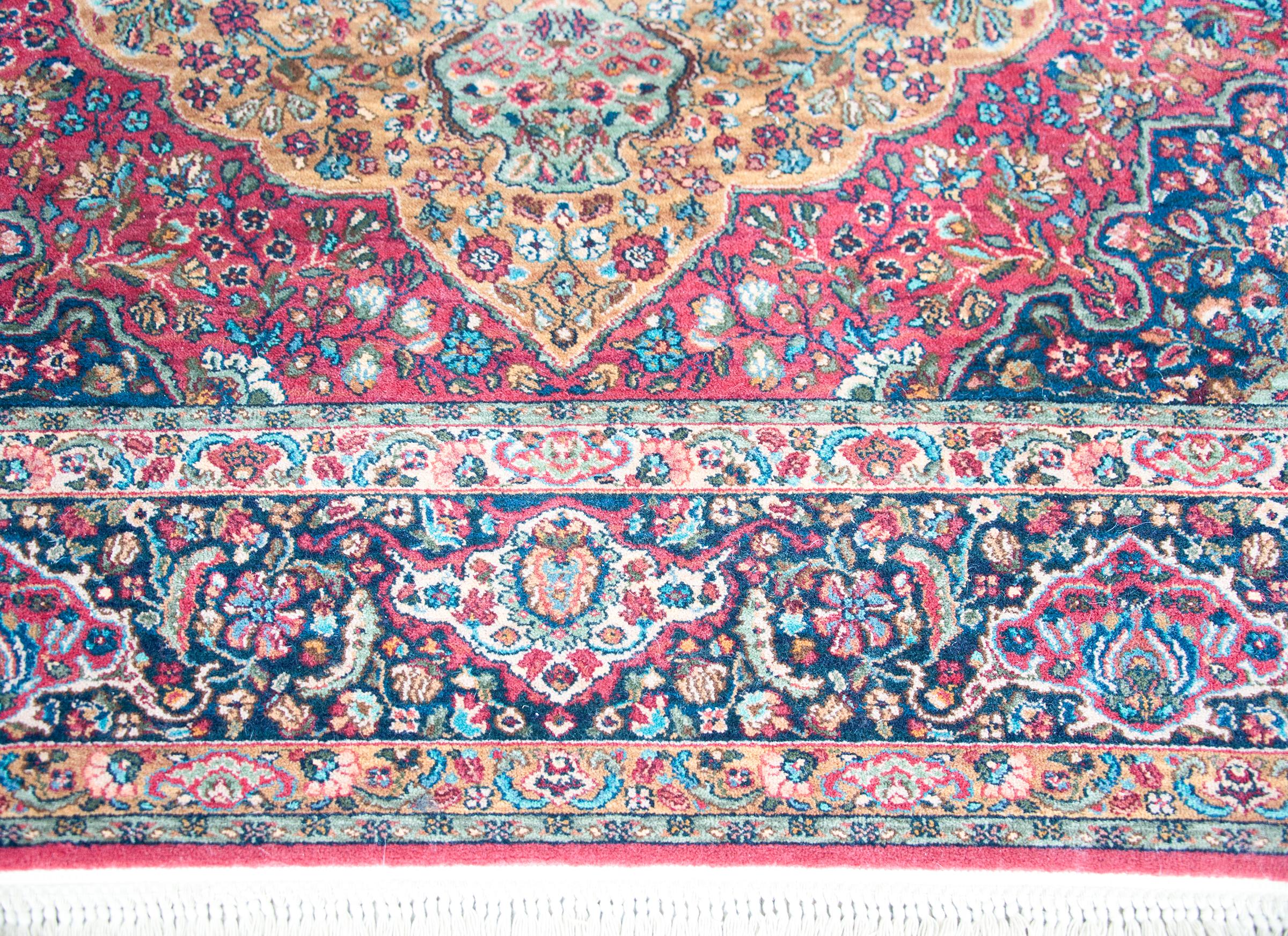 Wool Early 20th Century Karastan-Style Rug For Sale