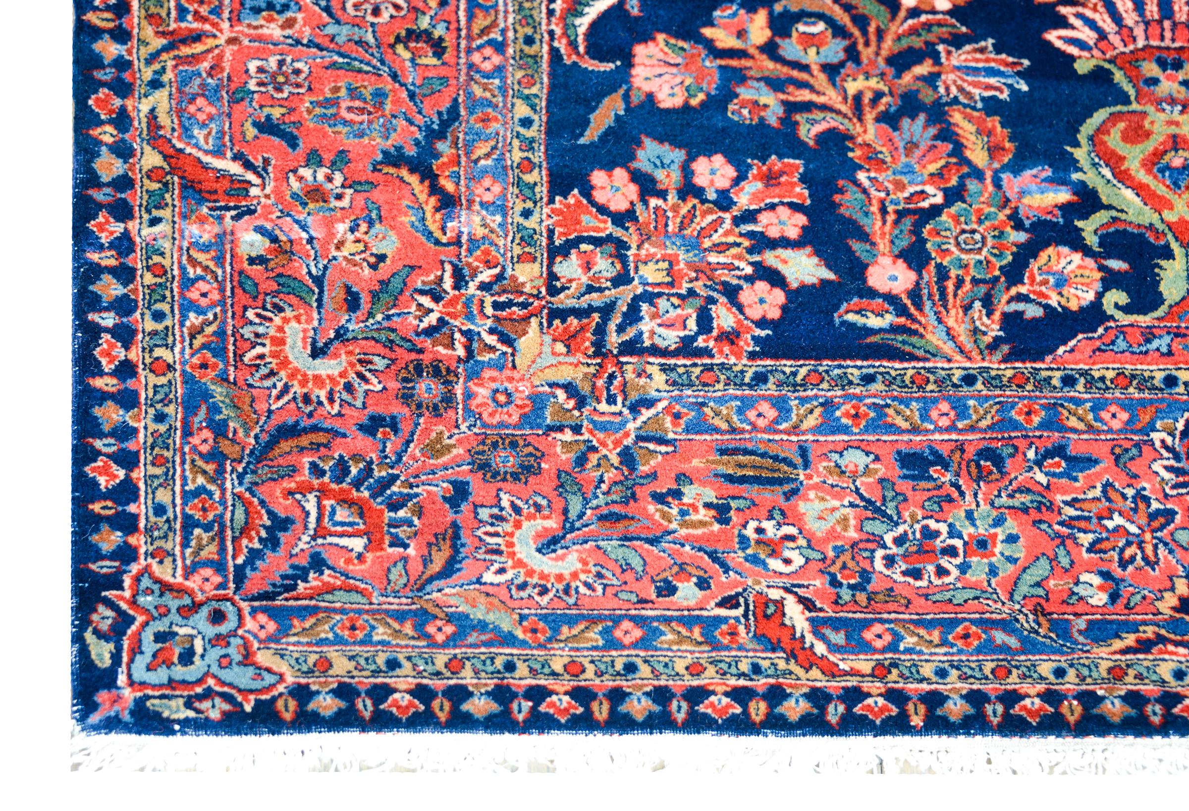 Early 20th Century Kashan Prayer Rug For Sale 3