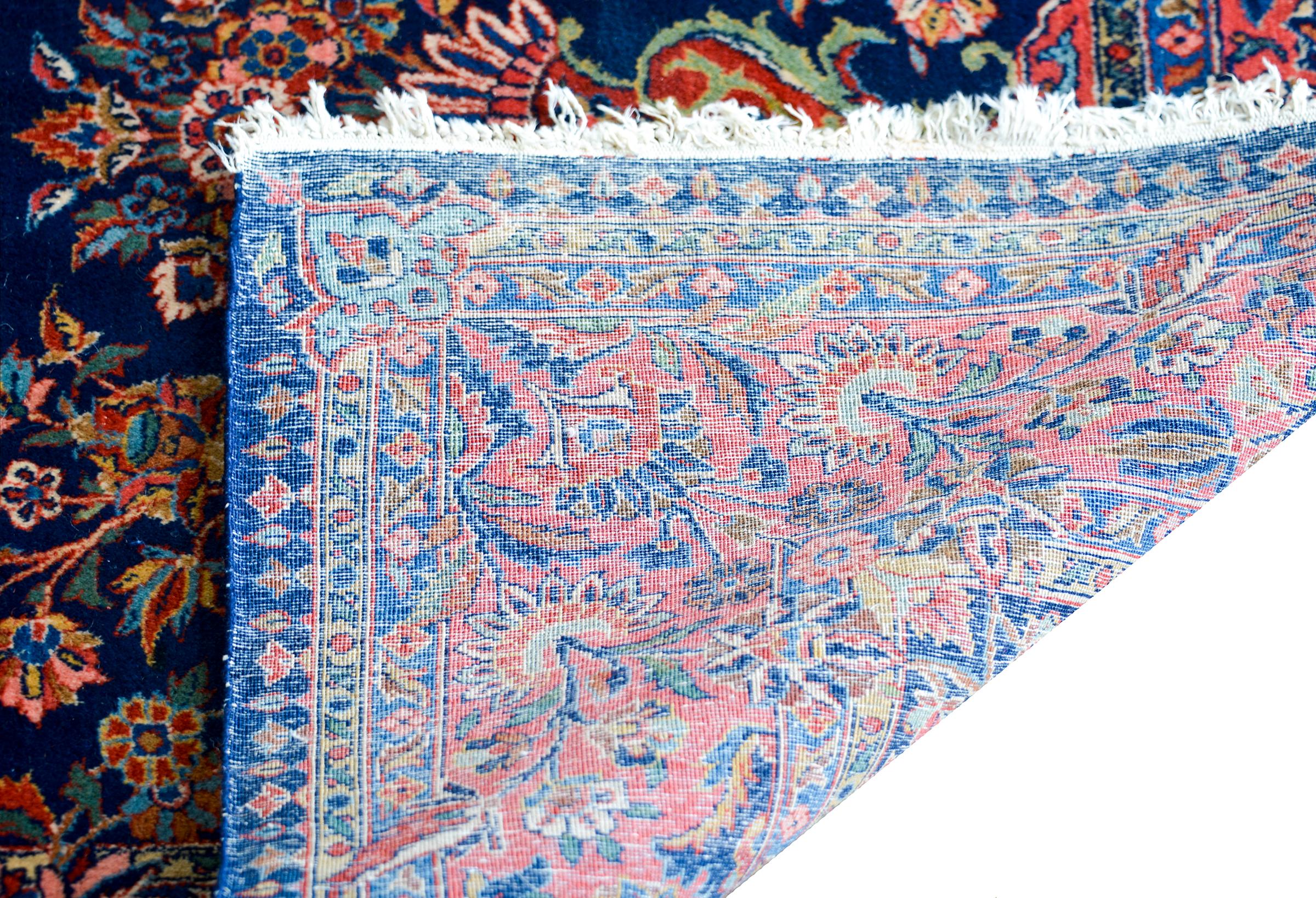 Early 20th Century Kashan Prayer Rug For Sale 4