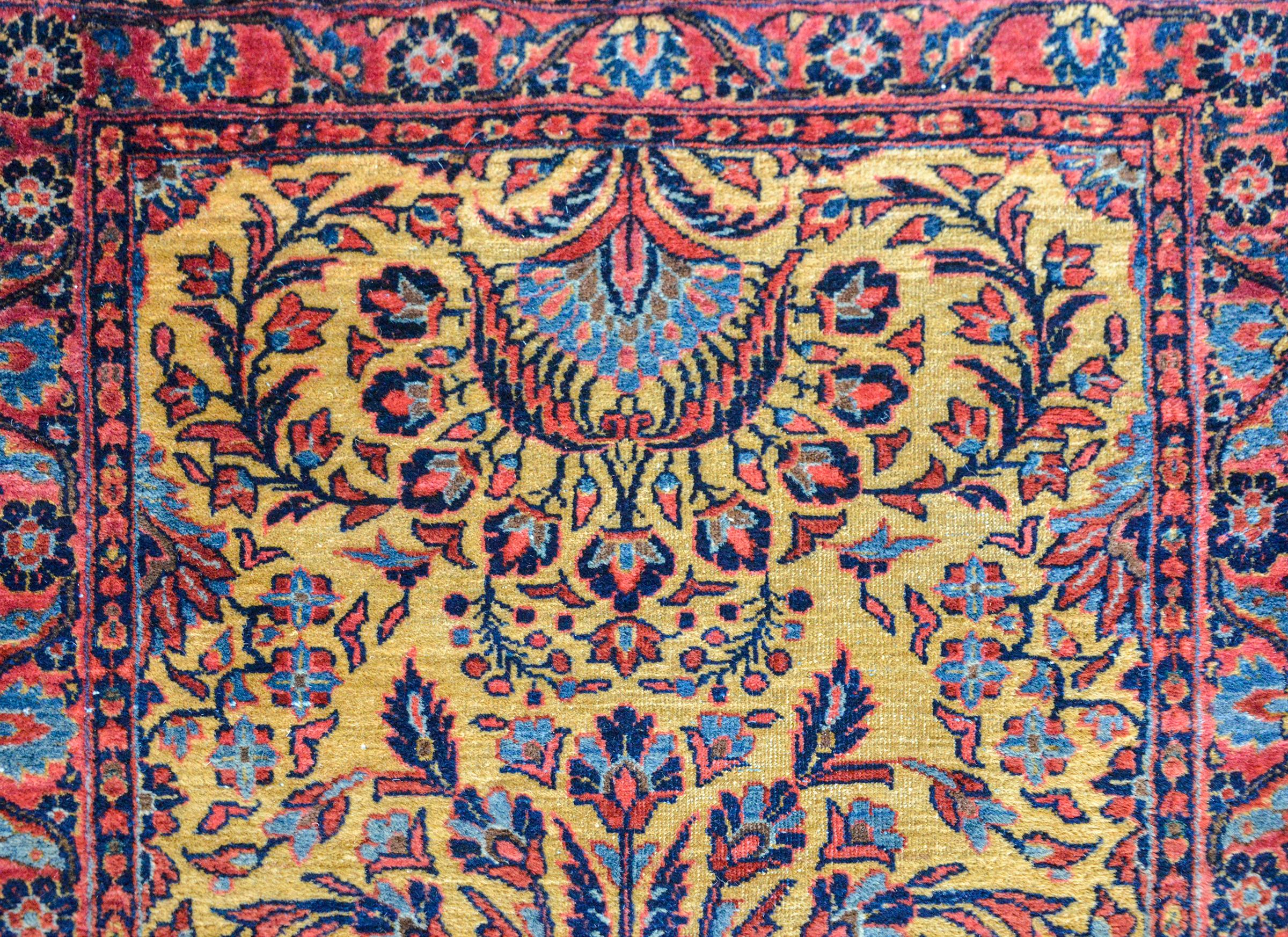 Early 20th Century Kashan Runner In Good Condition For Sale In Chicago, IL