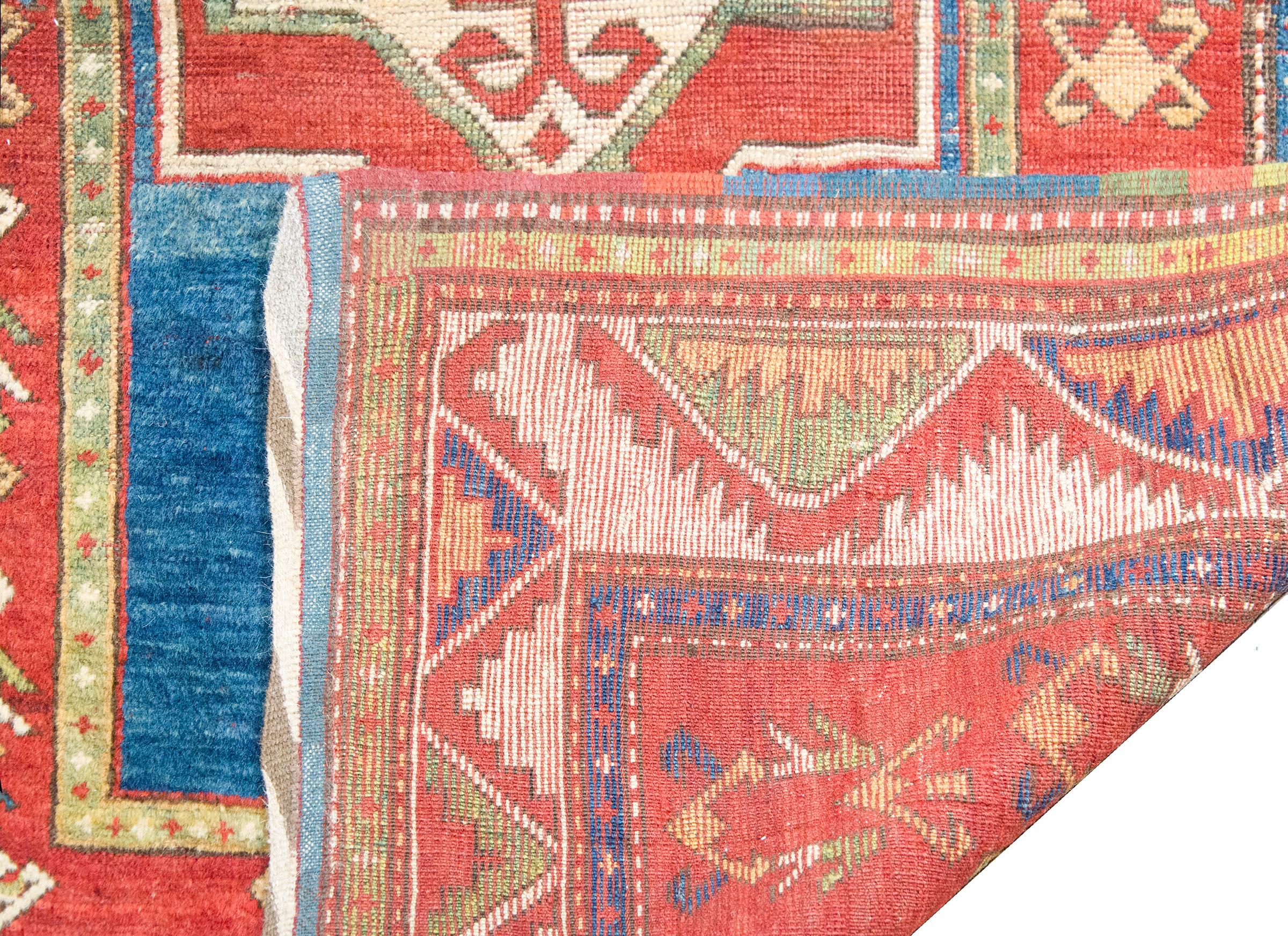 Tapis de prière kazak du début du 20e siècle en vente 5