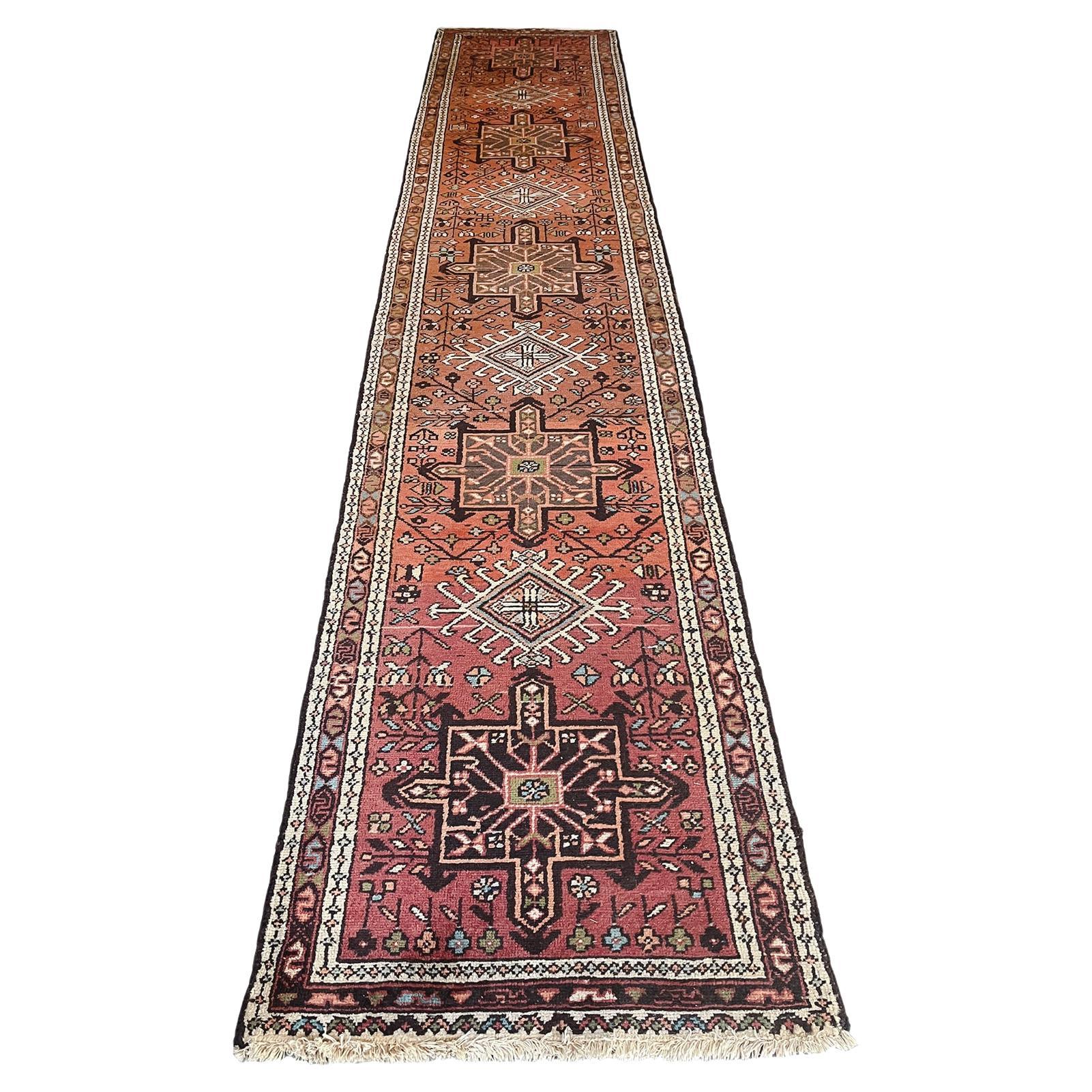 Corredor kazajo de principios del siglo XX  13' 6" x 2' 7" en venta