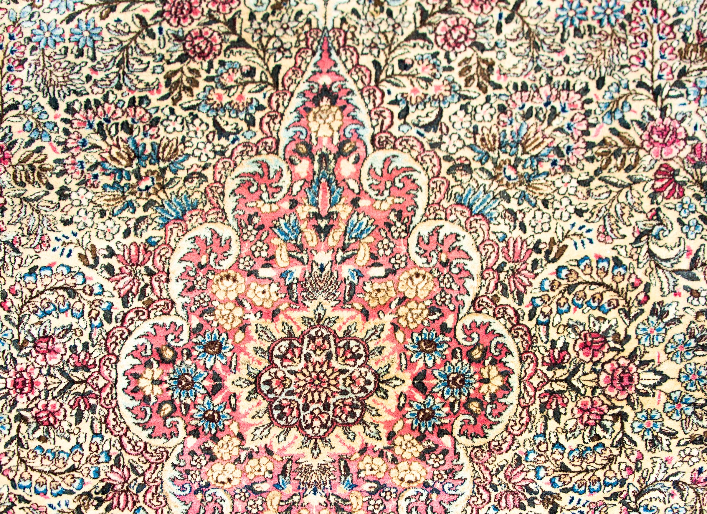 Alfombra Kirman de principios del siglo XX en venta 2