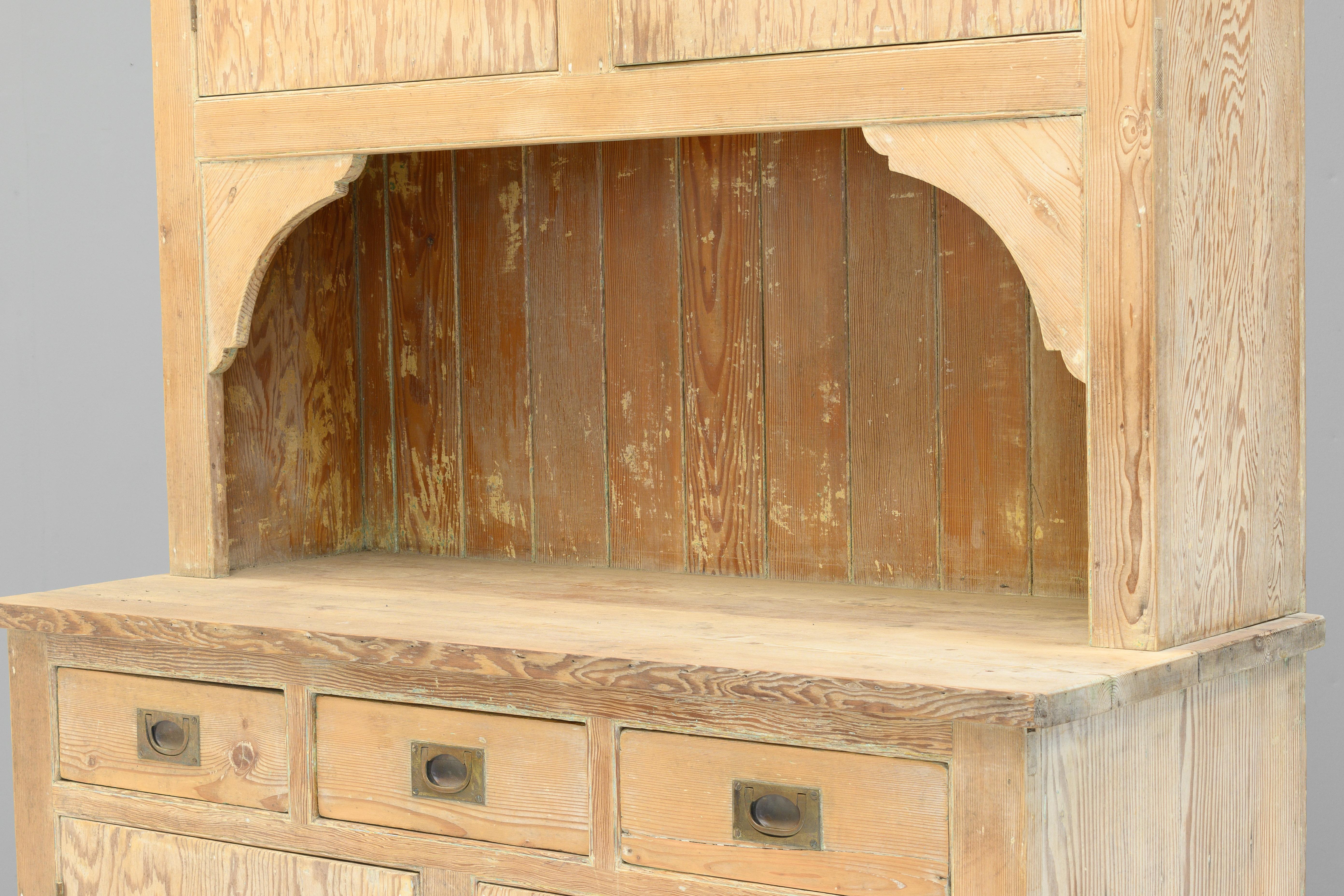 Tardo vittoriano Early 20th Century Kitchen Cupboard in vendita