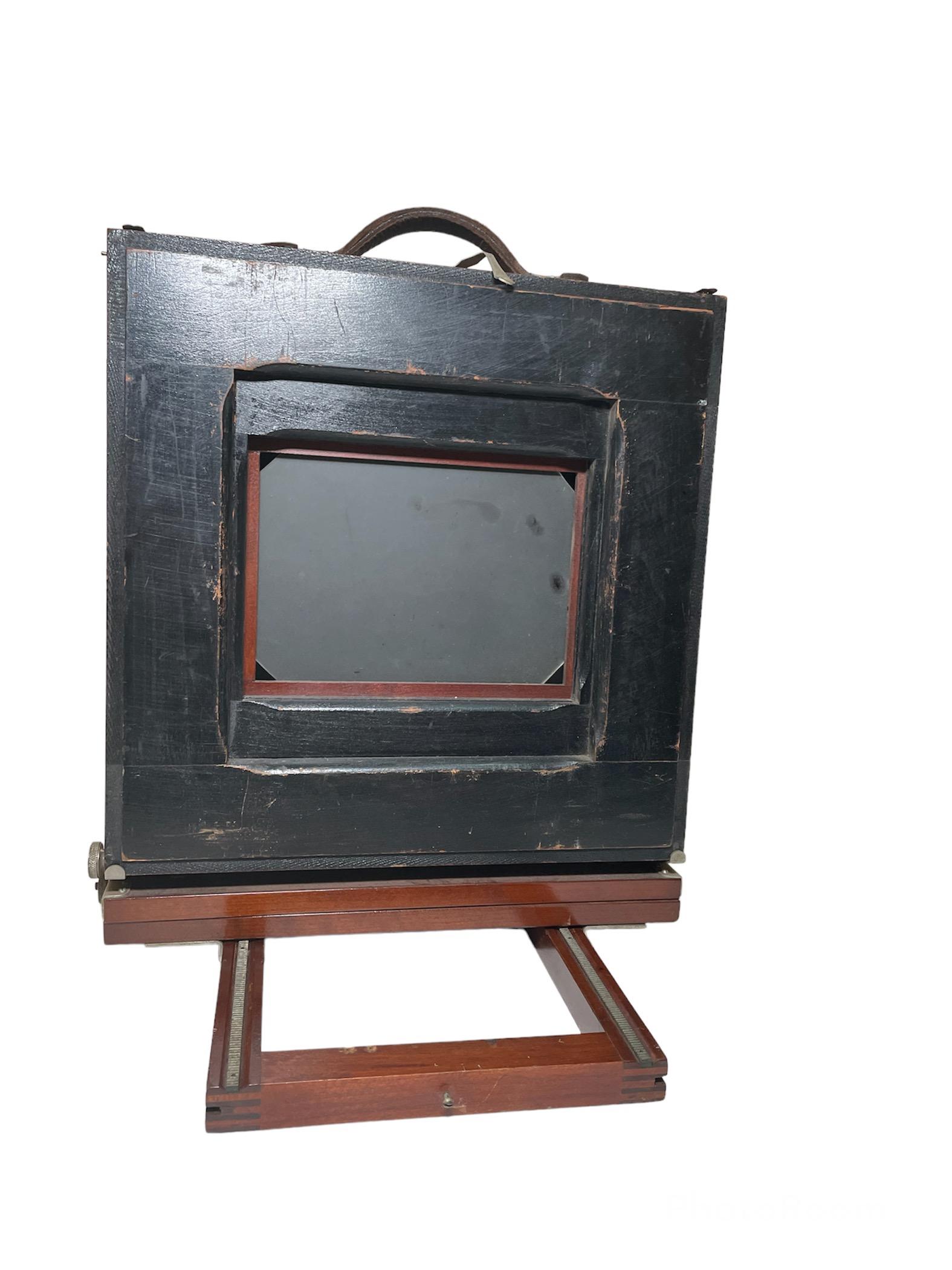 Early 20th Century Korona Home Portrait Camera For Sale 2