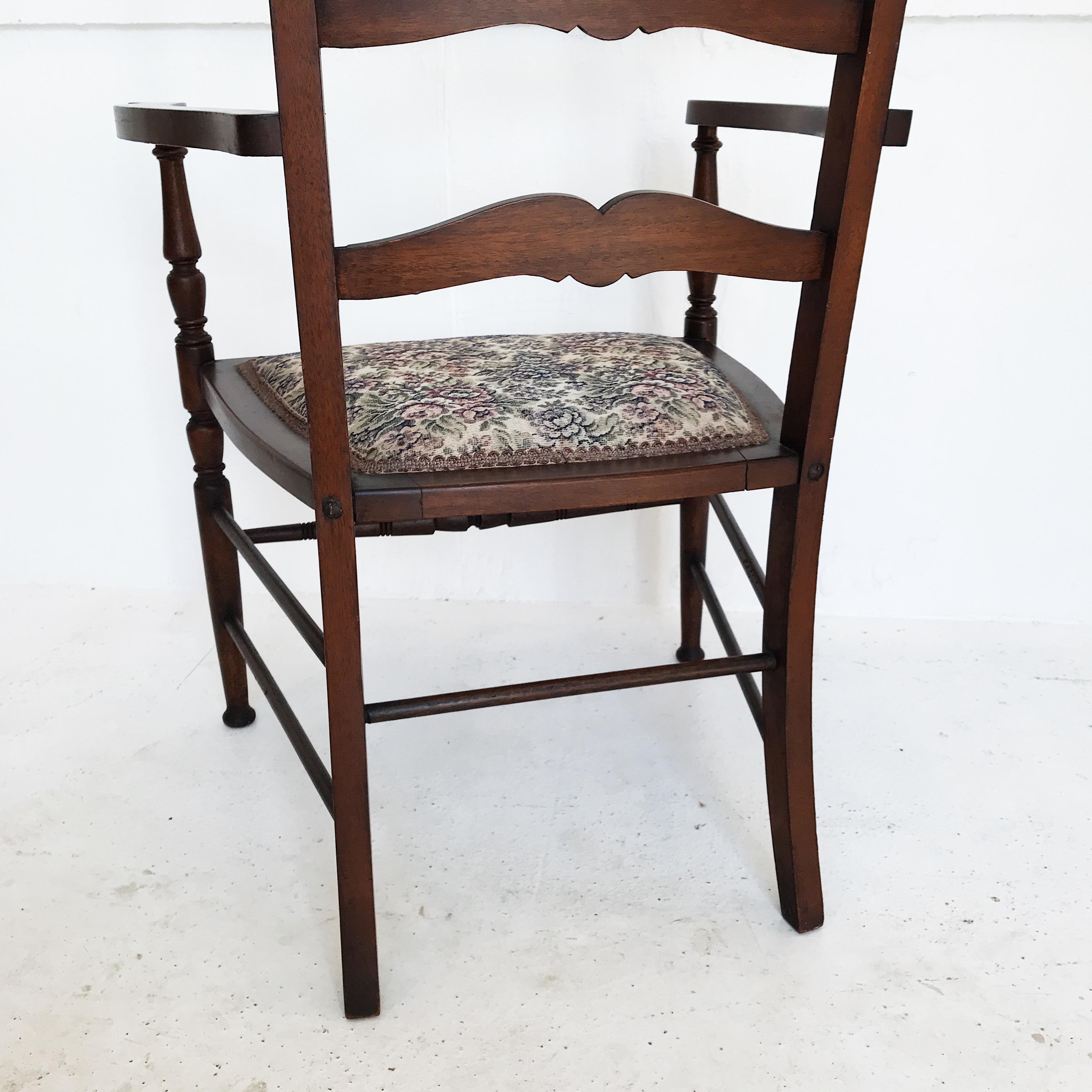 Early-20th Century Ladder Back Chair by Beard Watson Limited, Sydney, Australia For Sale 2