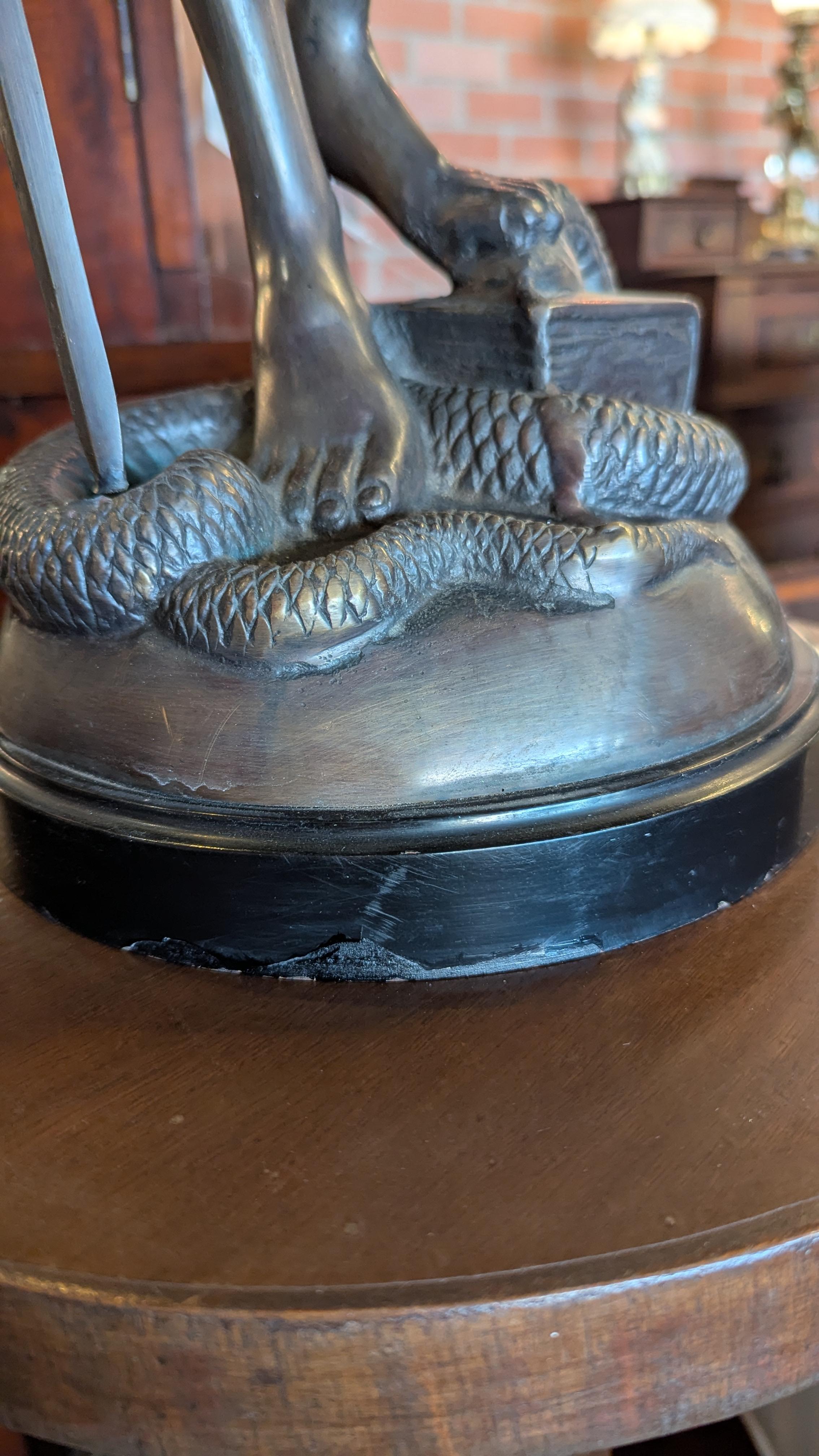 Bronzo di Lady Justice dei primi del Novecento in vendita 4