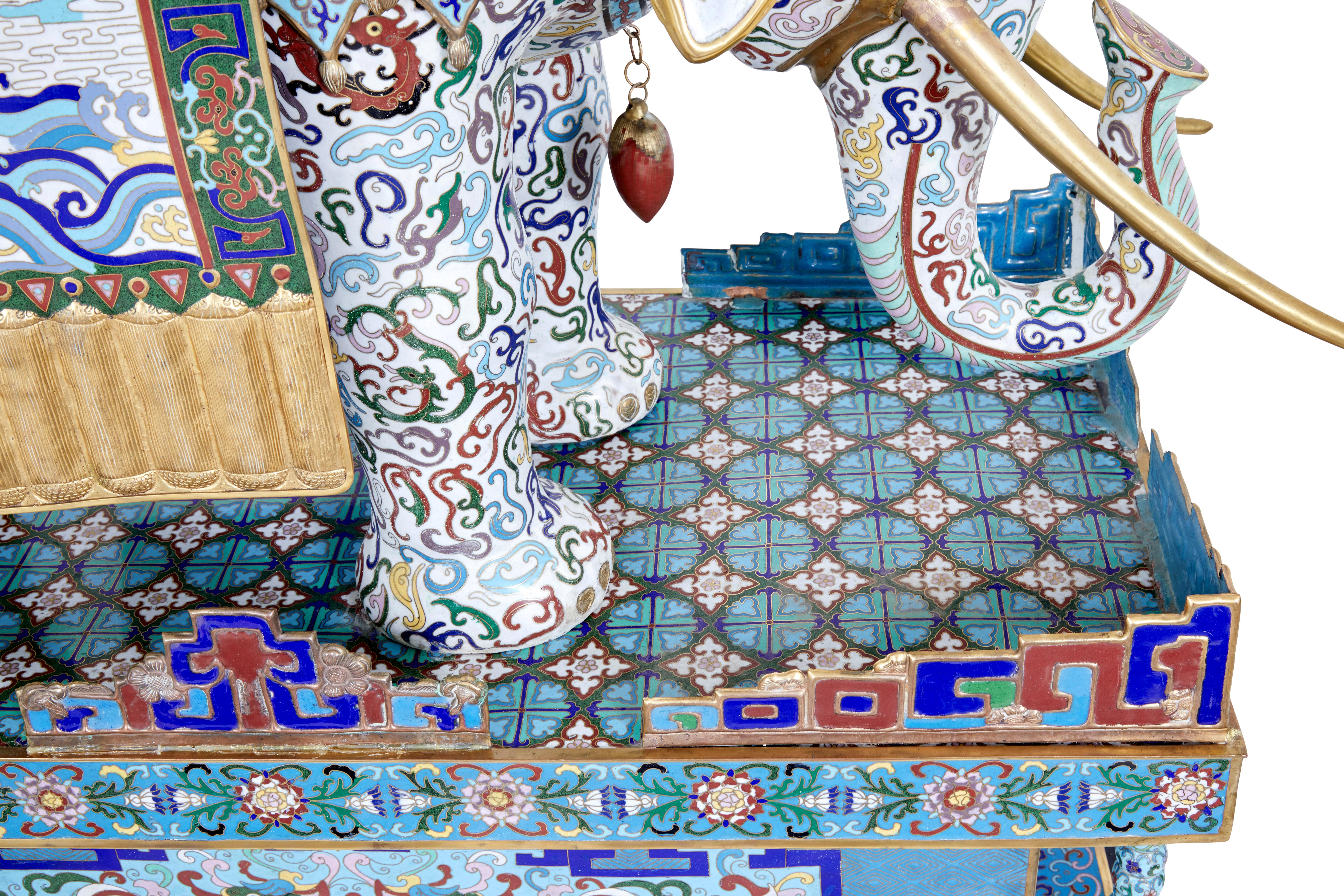 Early 20th century large Chinese cloisonne enamel elephant For Sale 5