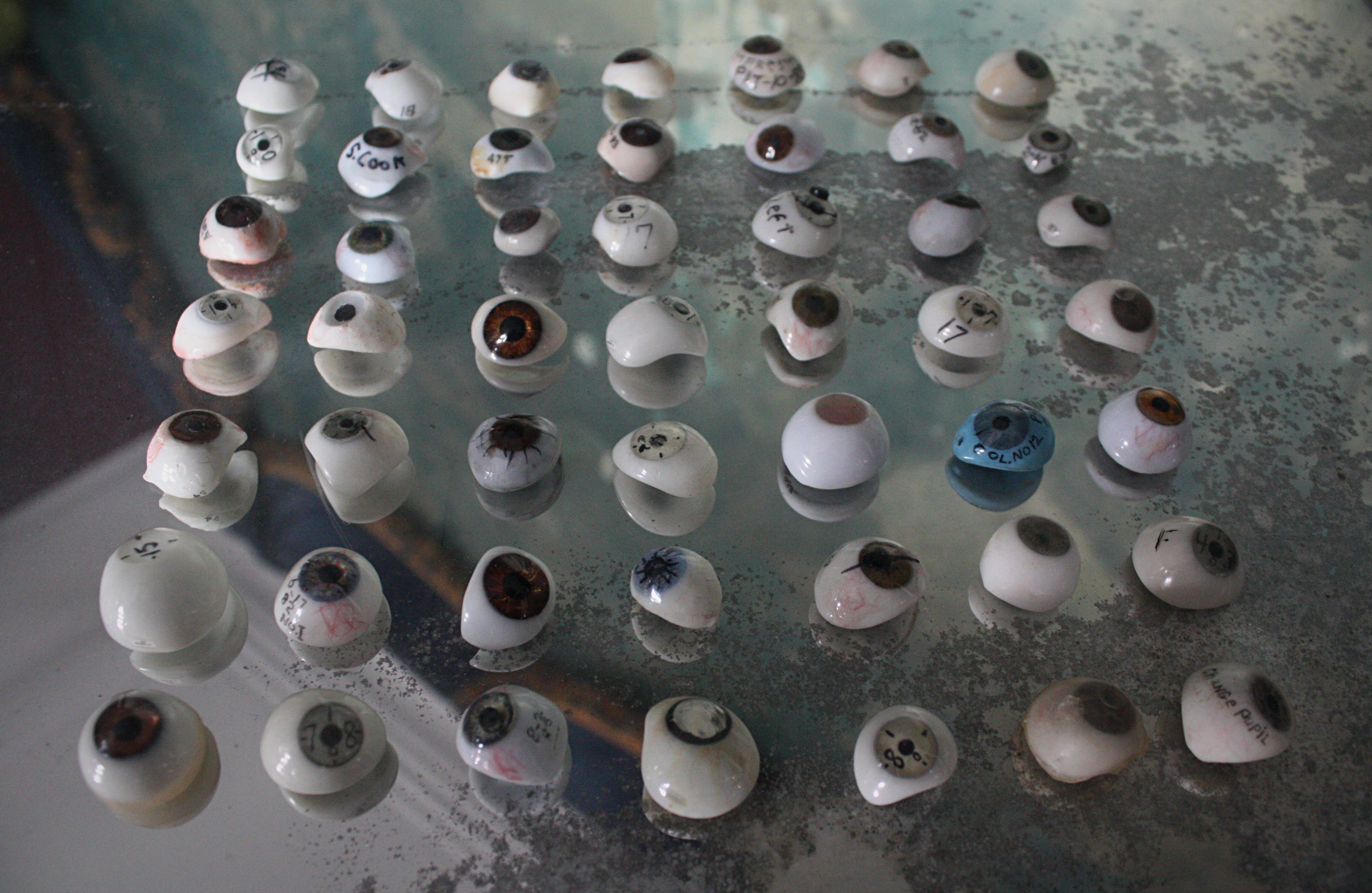 Early 20th Century Large Collection of Ocular Prosthesis Glass Eyes 2