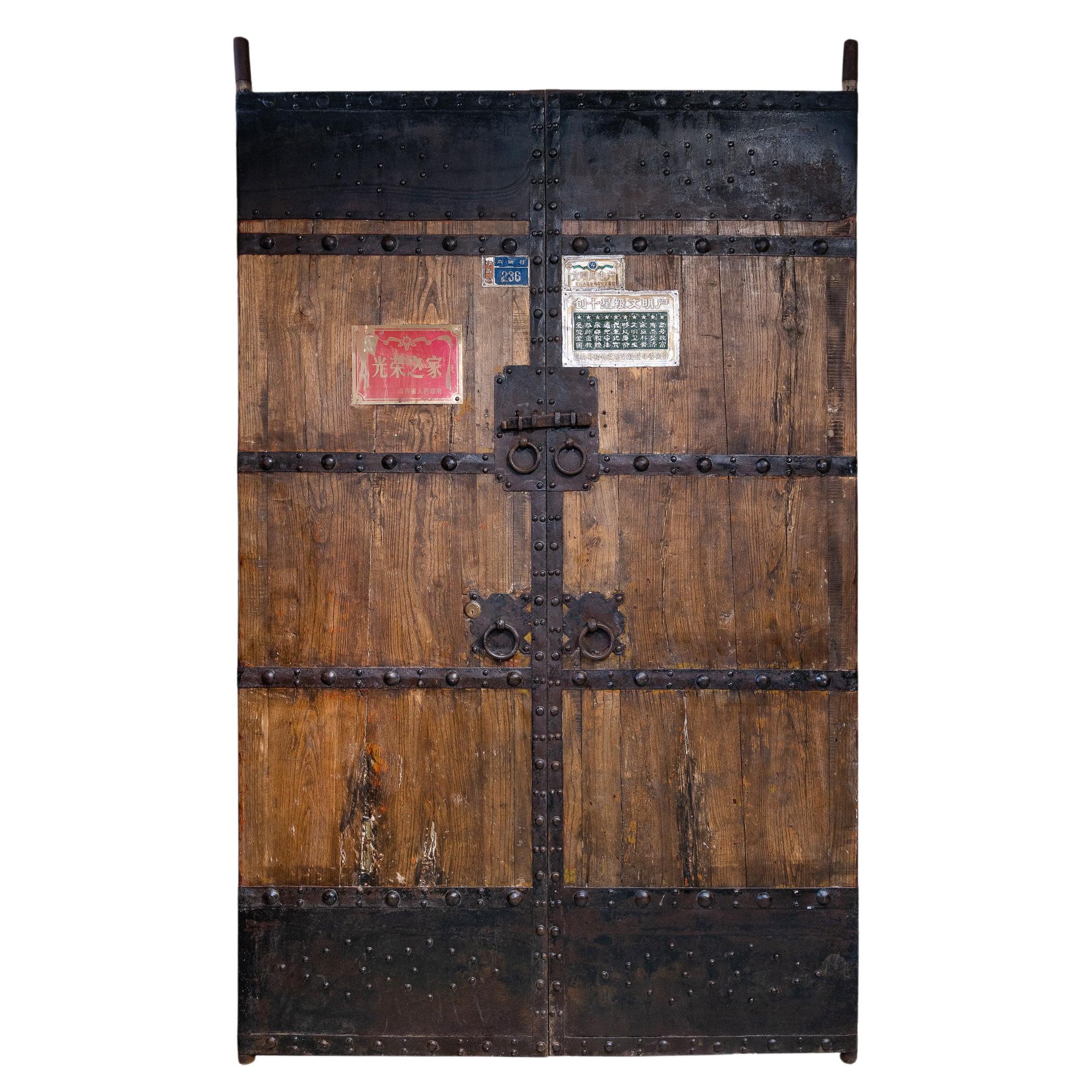 Early 20th Century Large Doors from Shanxi, China For Sale