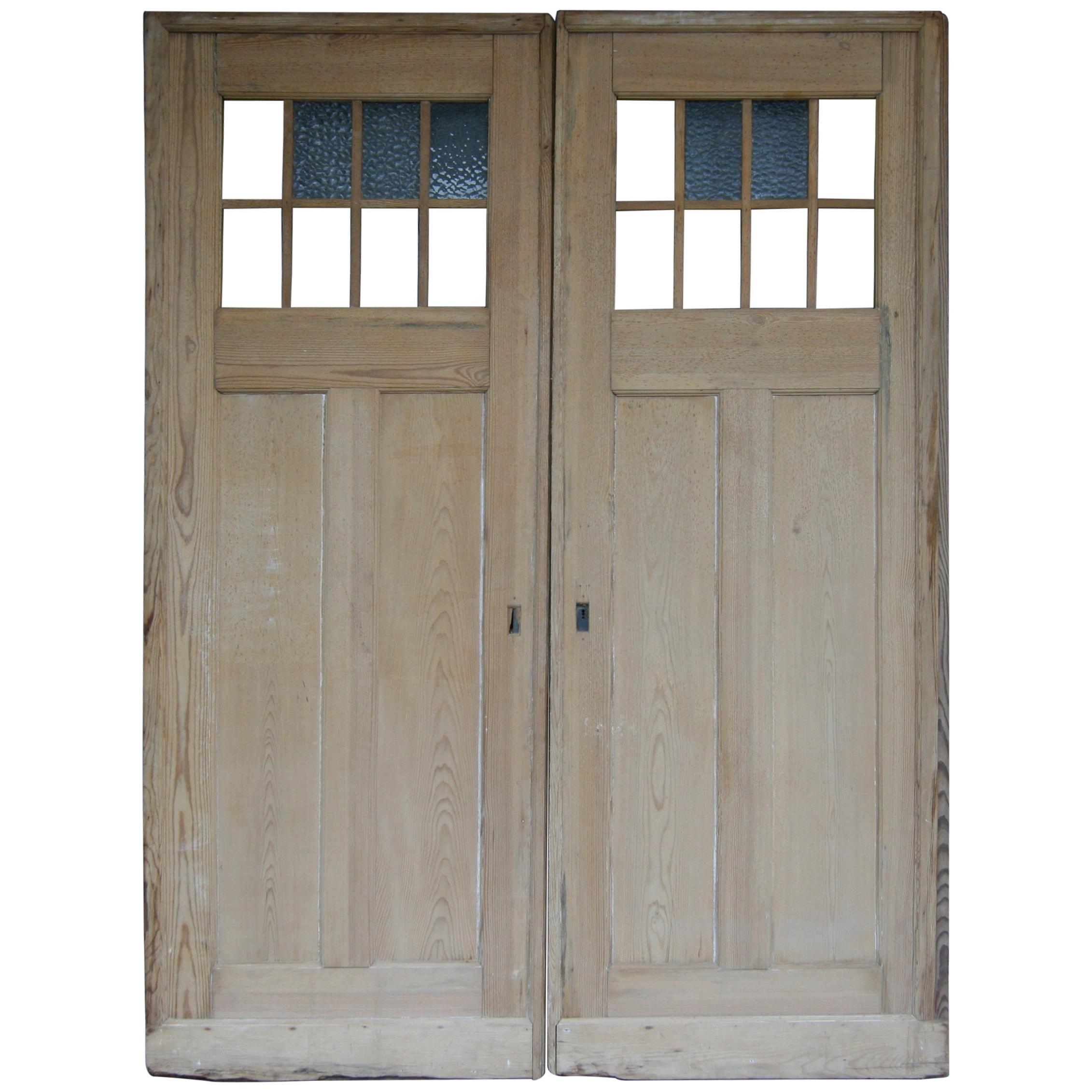 Early 20th Century Large German Doors Made of Pine, Set of 2