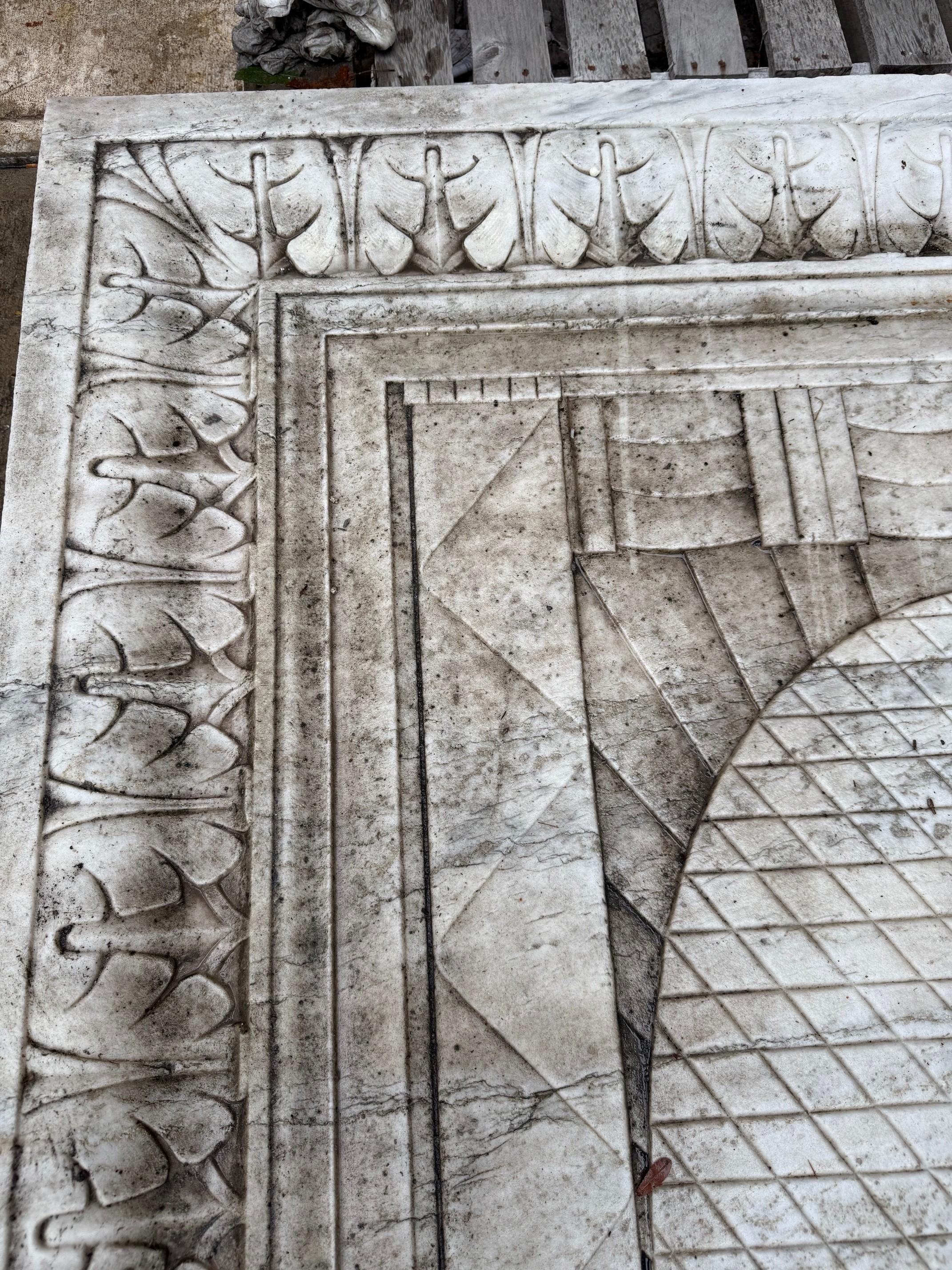 Early 20th Century Large Marble Bank Frieze, Plaque with Beehive and Coins For Sale 1