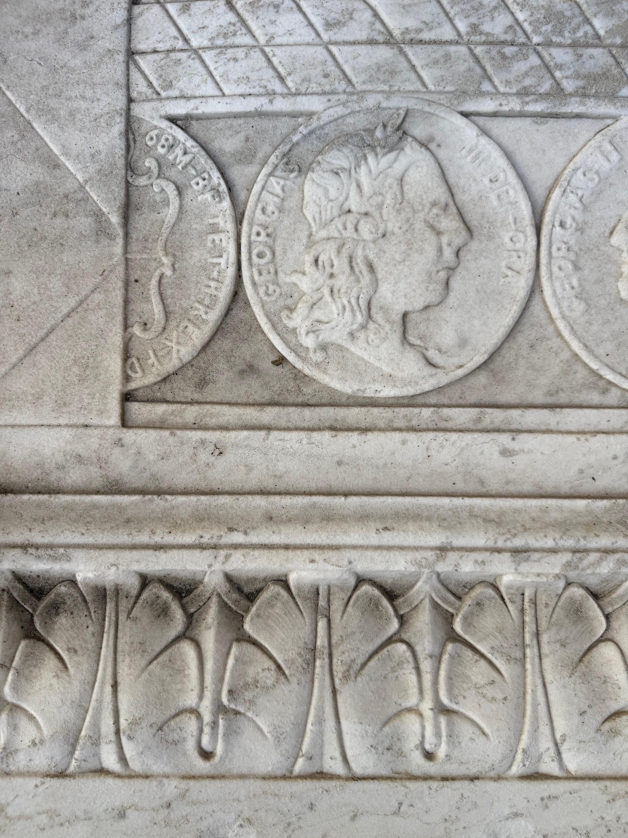 Early 20th Century Large Marble Bank Frieze, Plaque with Beehive and Coins For Sale 3