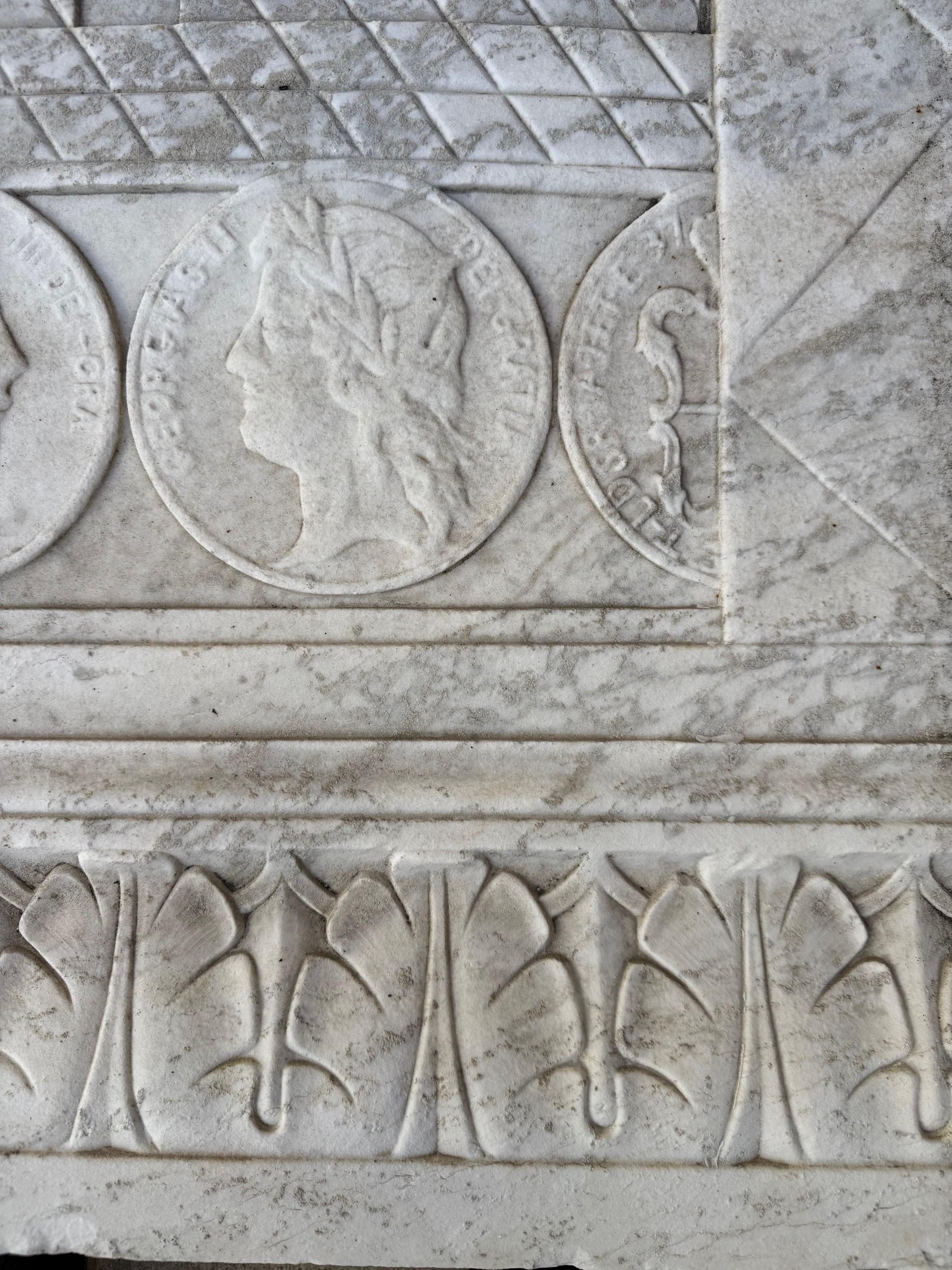 Early 20th Century Large Marble Bank Frieze, Plaque with Beehive and Coins For Sale 4