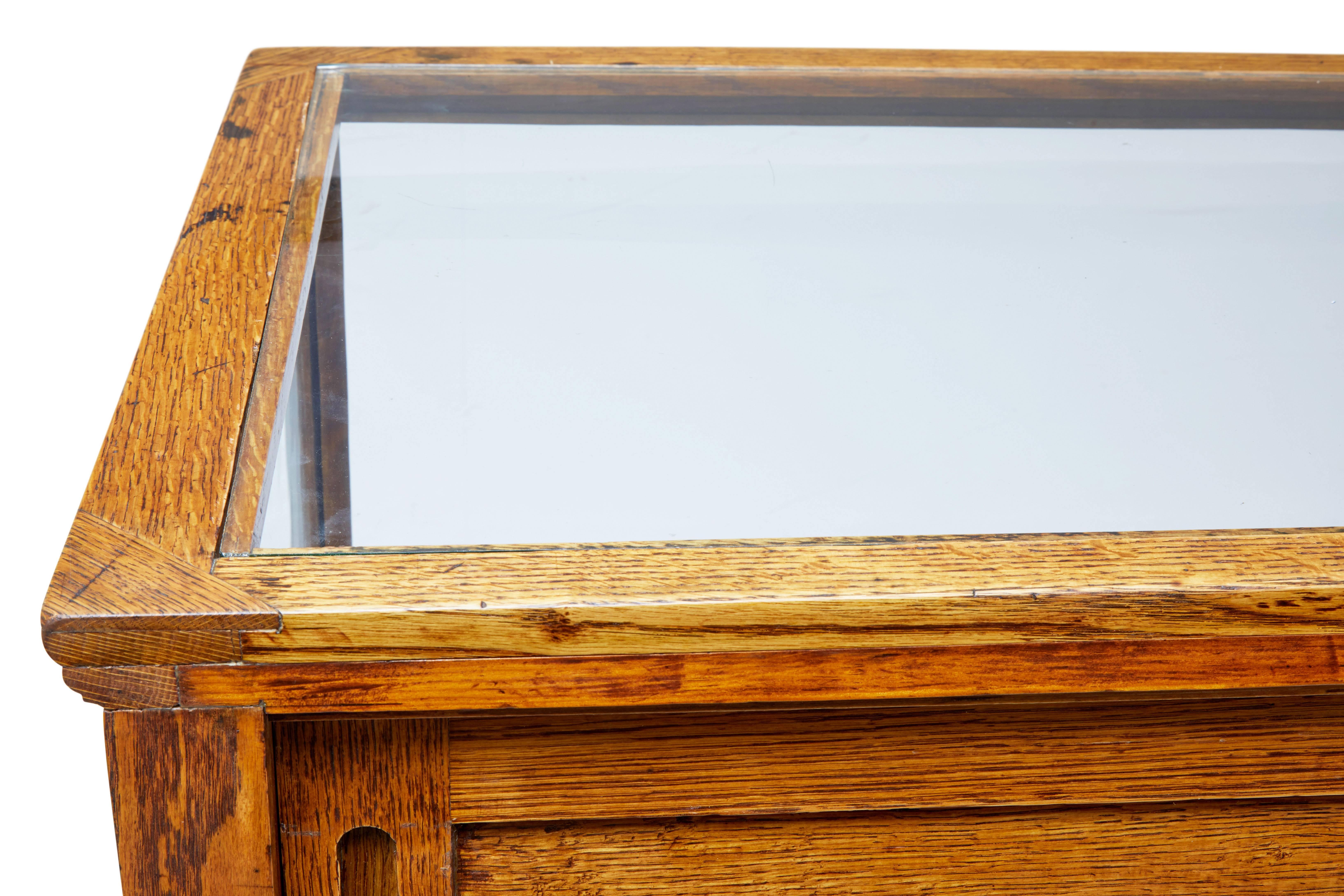 Early 20th Century Large Oak Haberdashery Display Cabinet In Good Condition In Debenham, Suffolk