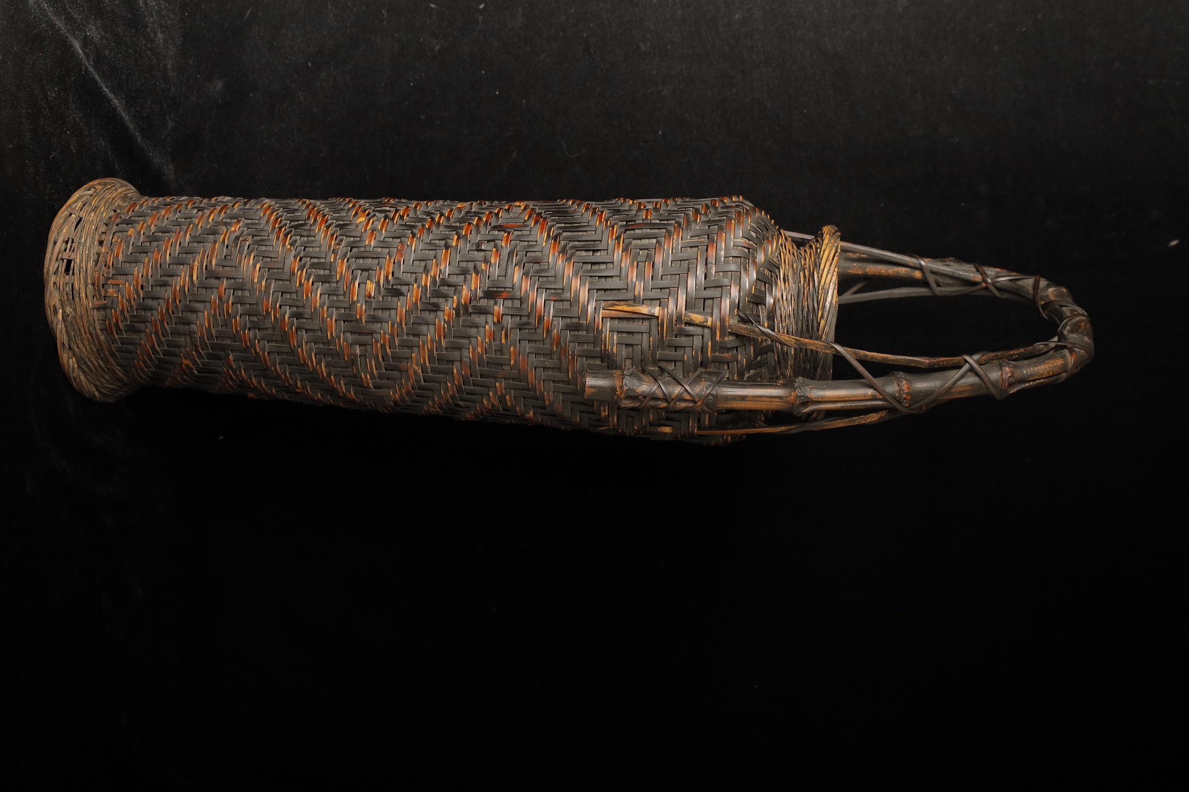 Early 20th century  Large signed Bamboo Basket For Sale 3