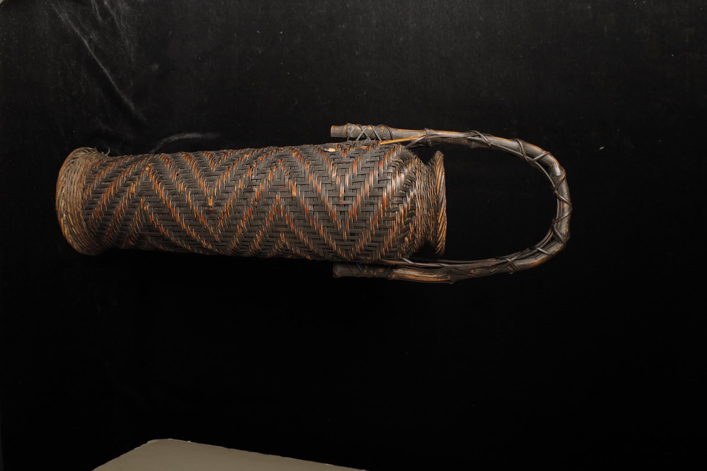 Early 20th century  Large signed Bamboo Basket For Sale 10