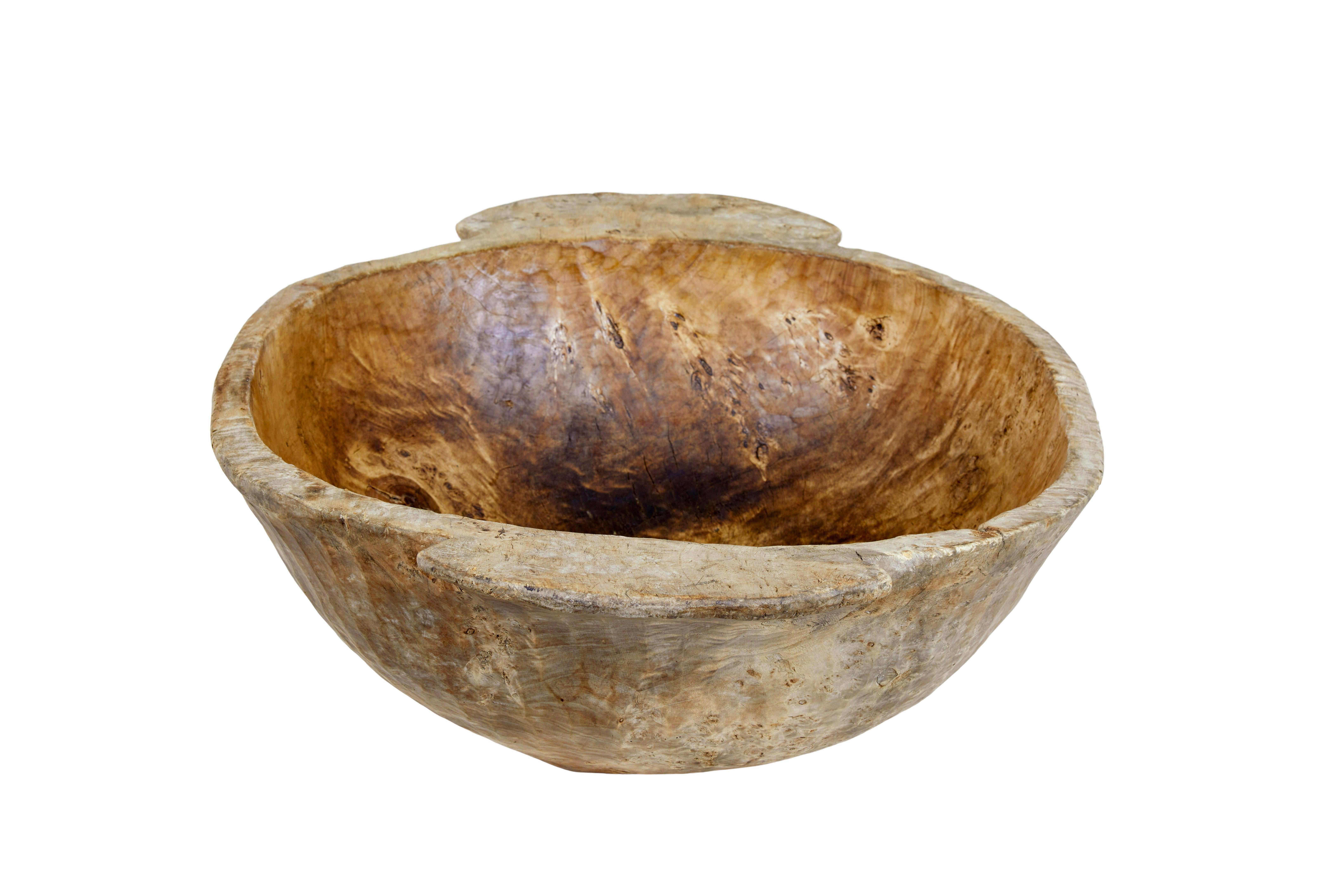 Carved Early 20th century large wooden bowl For Sale