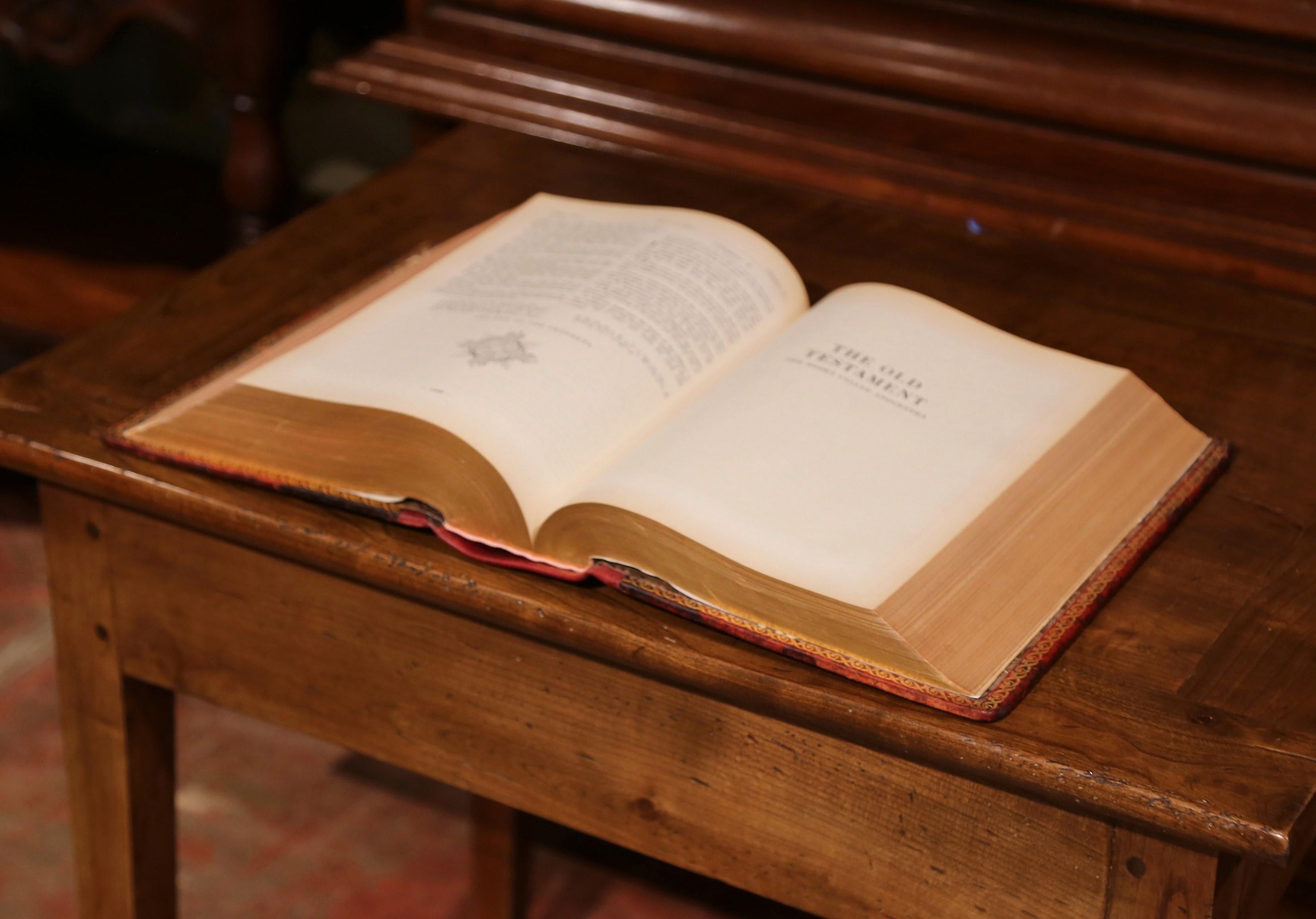 Early 20th Century Leather and Gilt Illustrated King James Version Family Bible 4