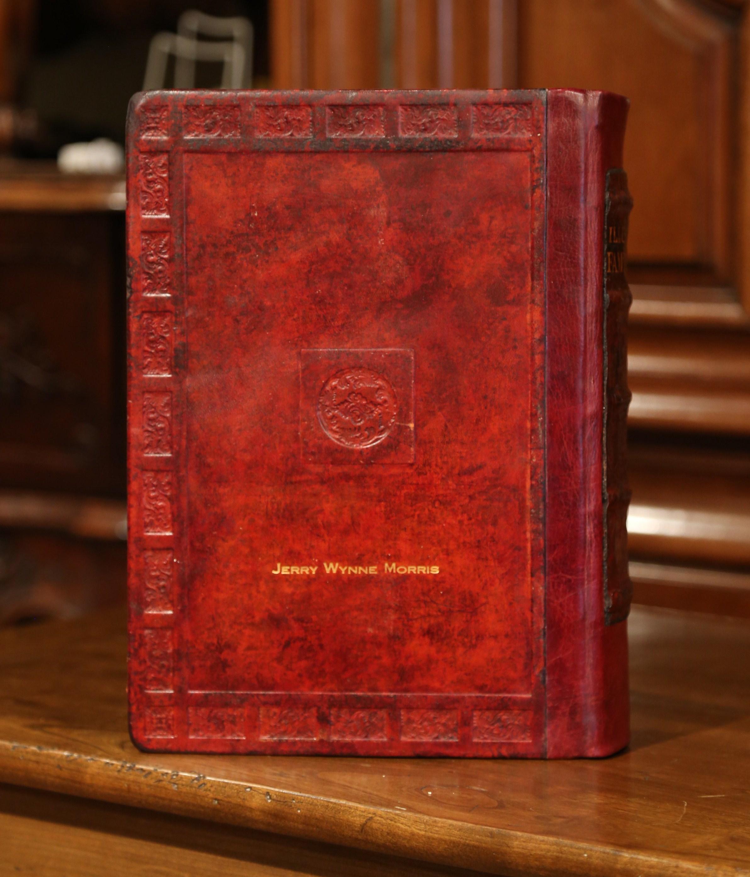 Early 20th Century Leather and Gilt Illustrated King James Version Family Bible 2