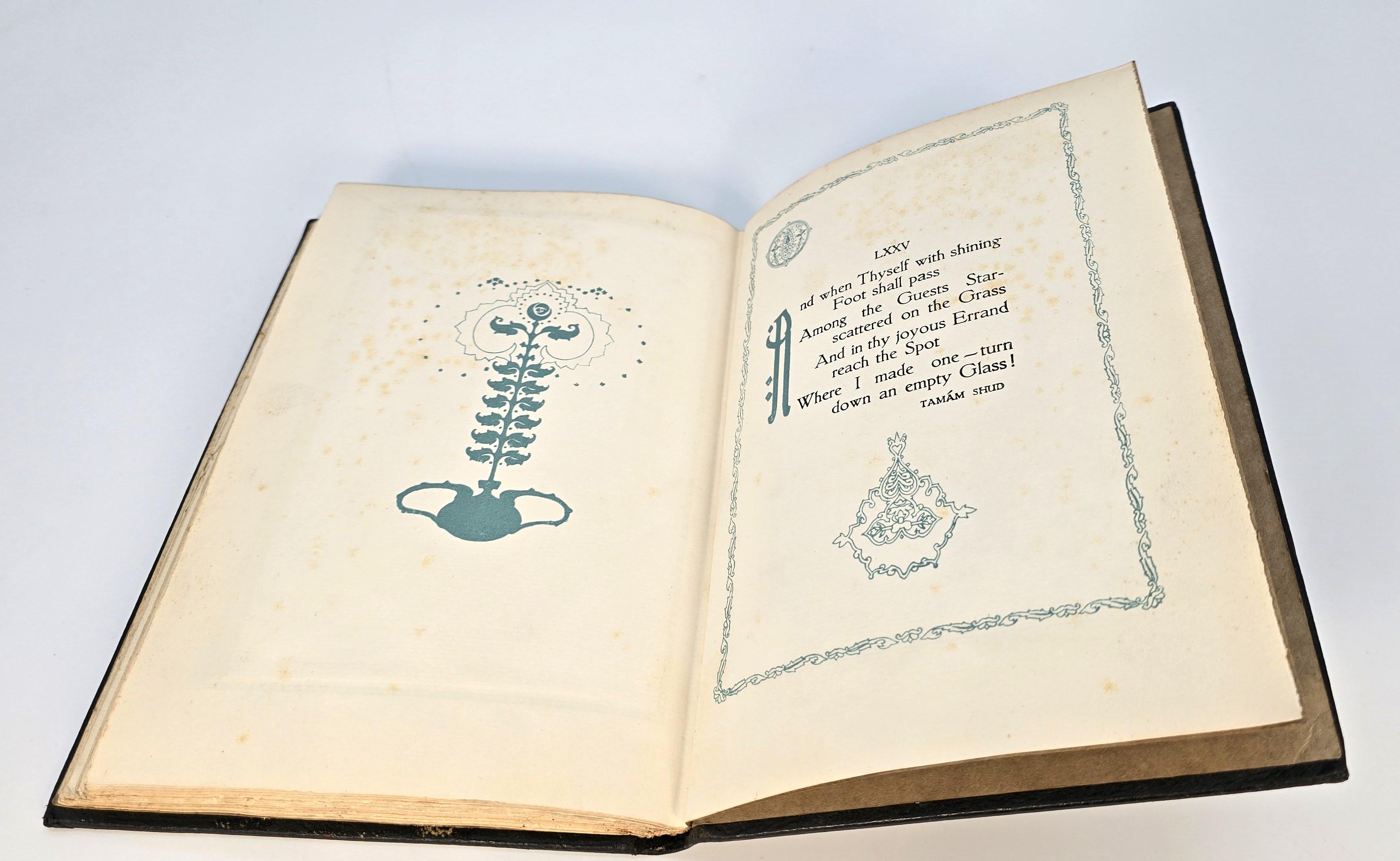 Livre relié en cuir du début du 20e siècle intitulé  Rubaiyat d'Omar Rhayyam, C 1910 en vente 4