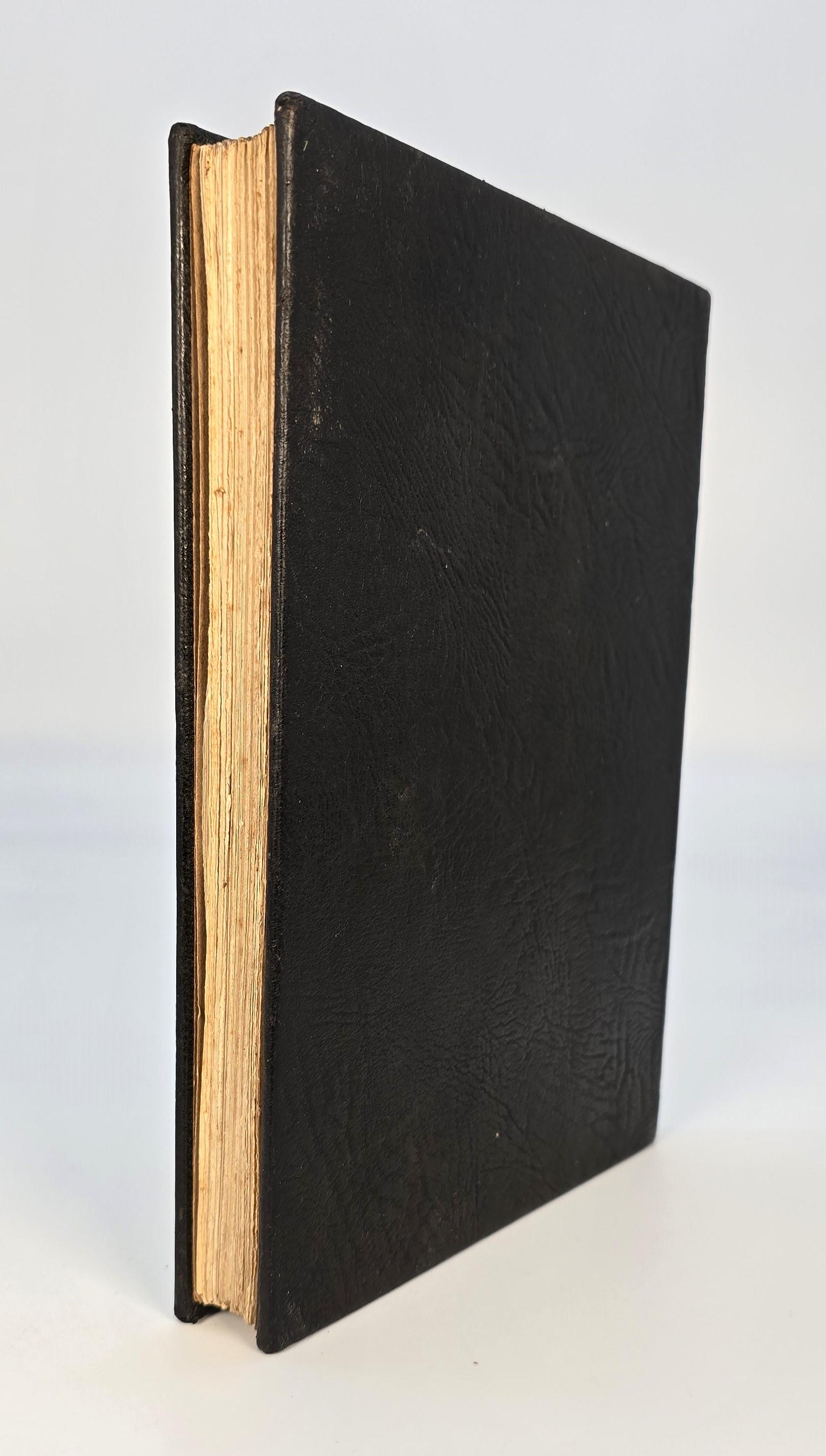 Britannique Livre relié en cuir du début du 20e siècle intitulé  Rubaiyat d'Omar Rhayyam, C 1910 en vente