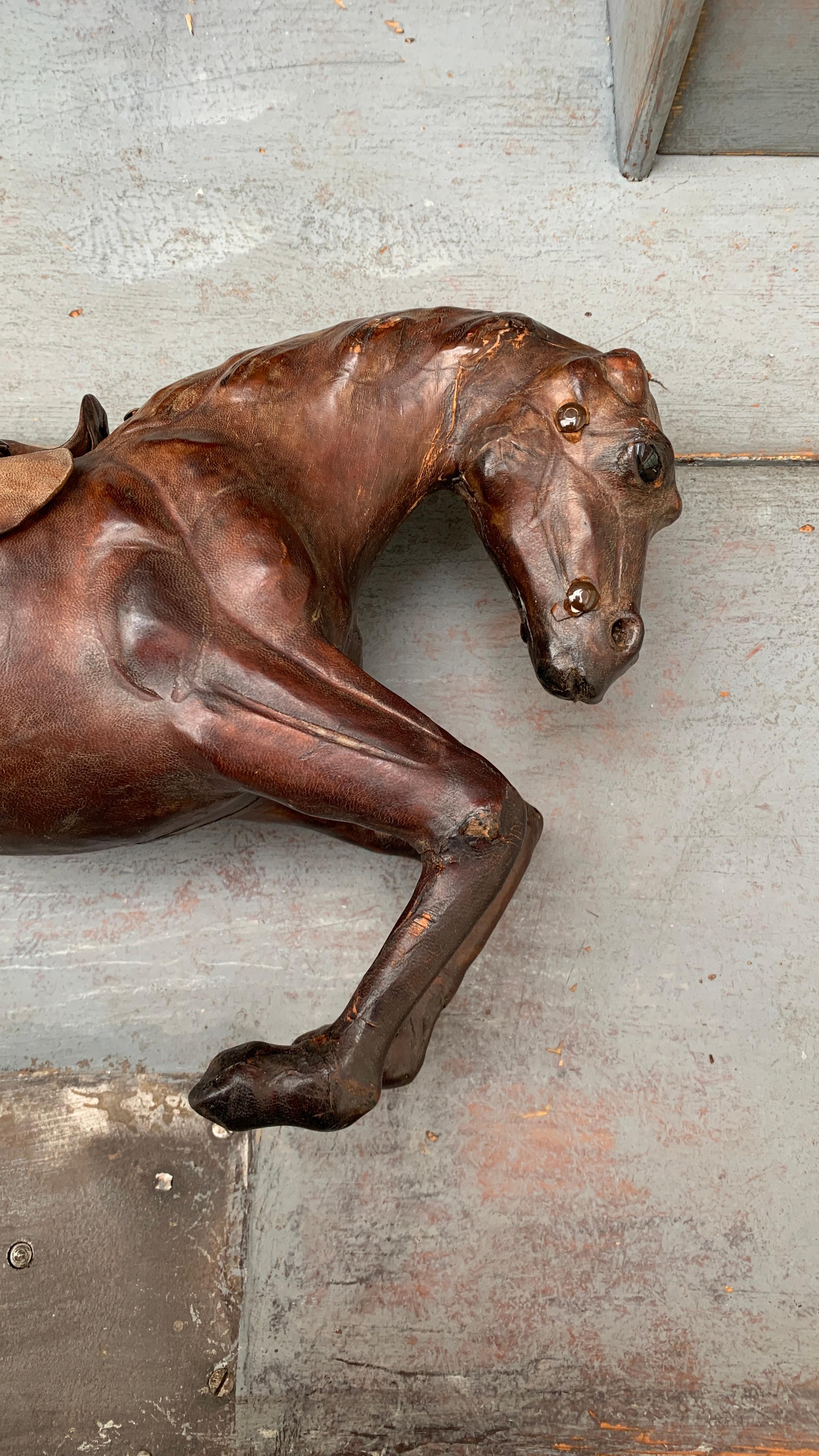 Early 20th Century Leather Sculpture of a Horse For Sale 4