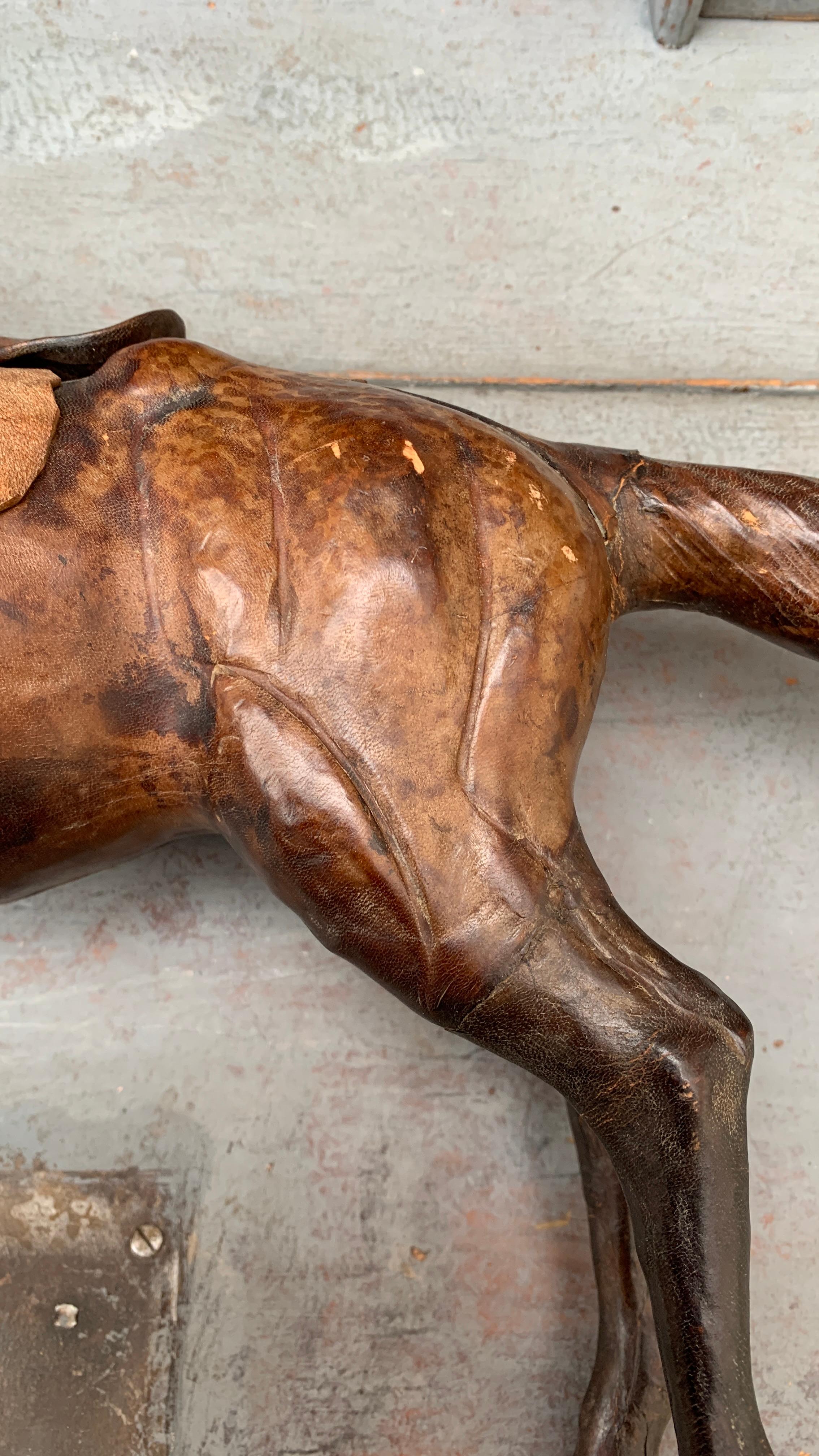 Early 20th Century Leather Sculpture of a Horse For Sale 2