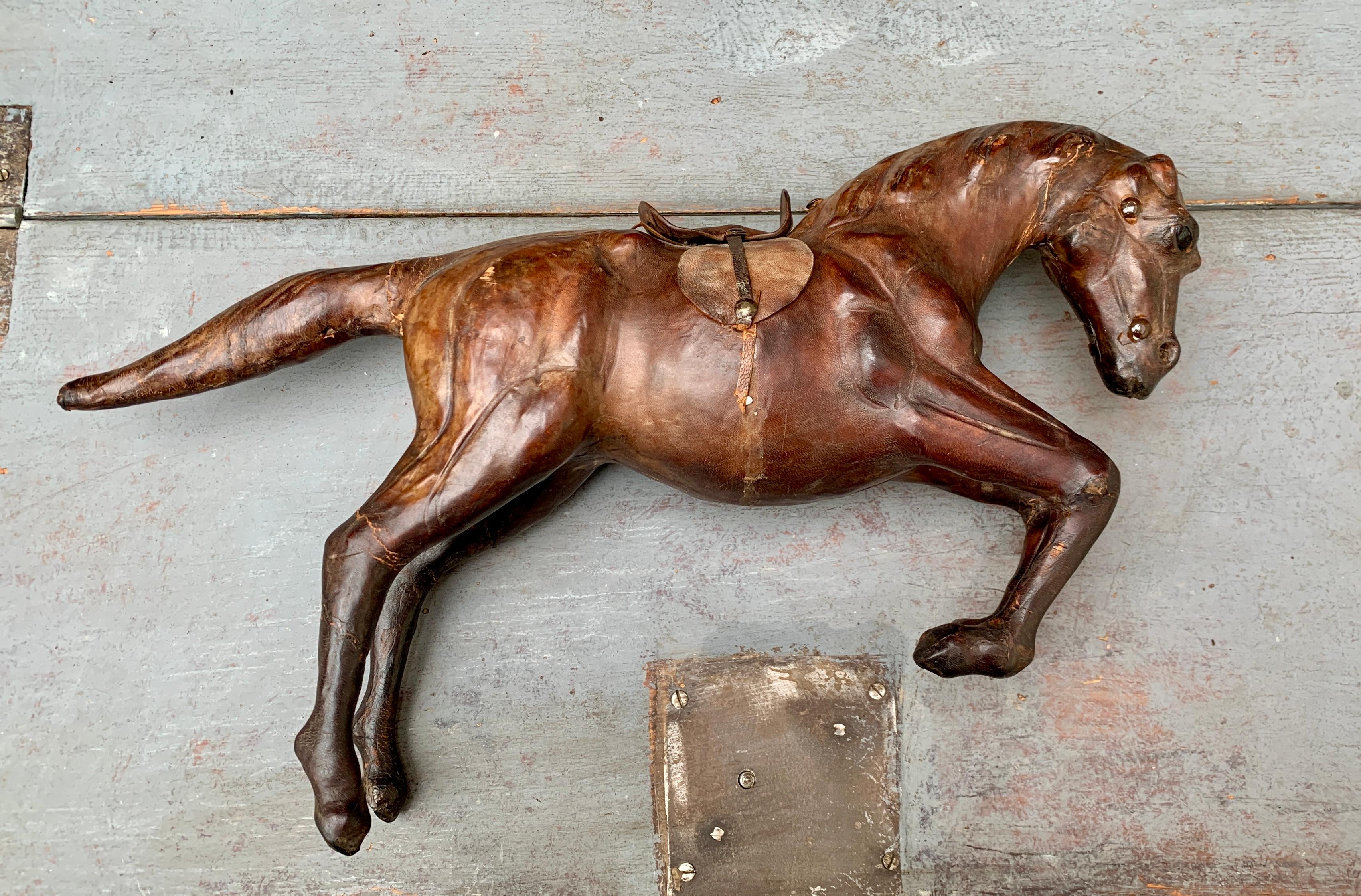 Early 20th Century Leather Sculpture of a Horse For Sale 3