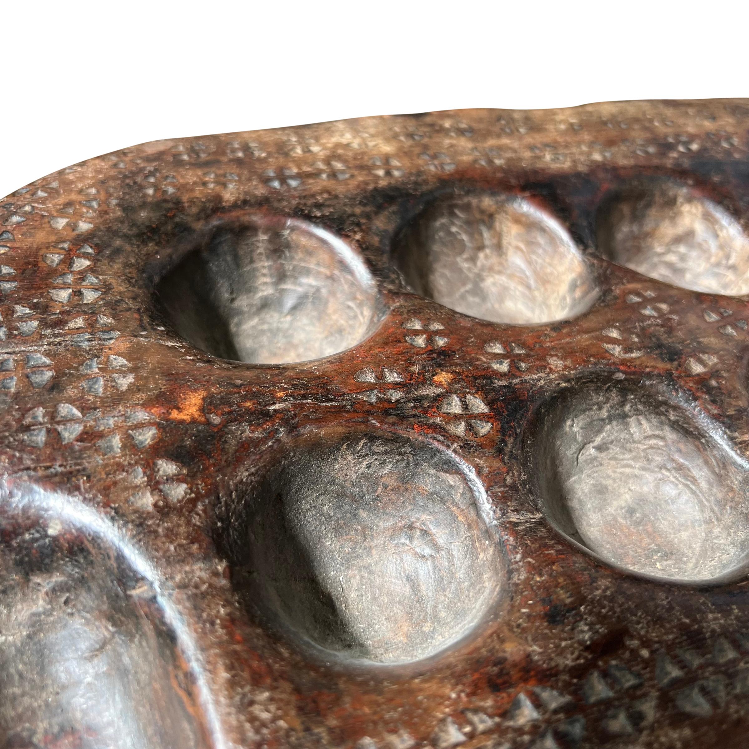 Early 20th Century Leopard Mancala Game Board For Sale 6