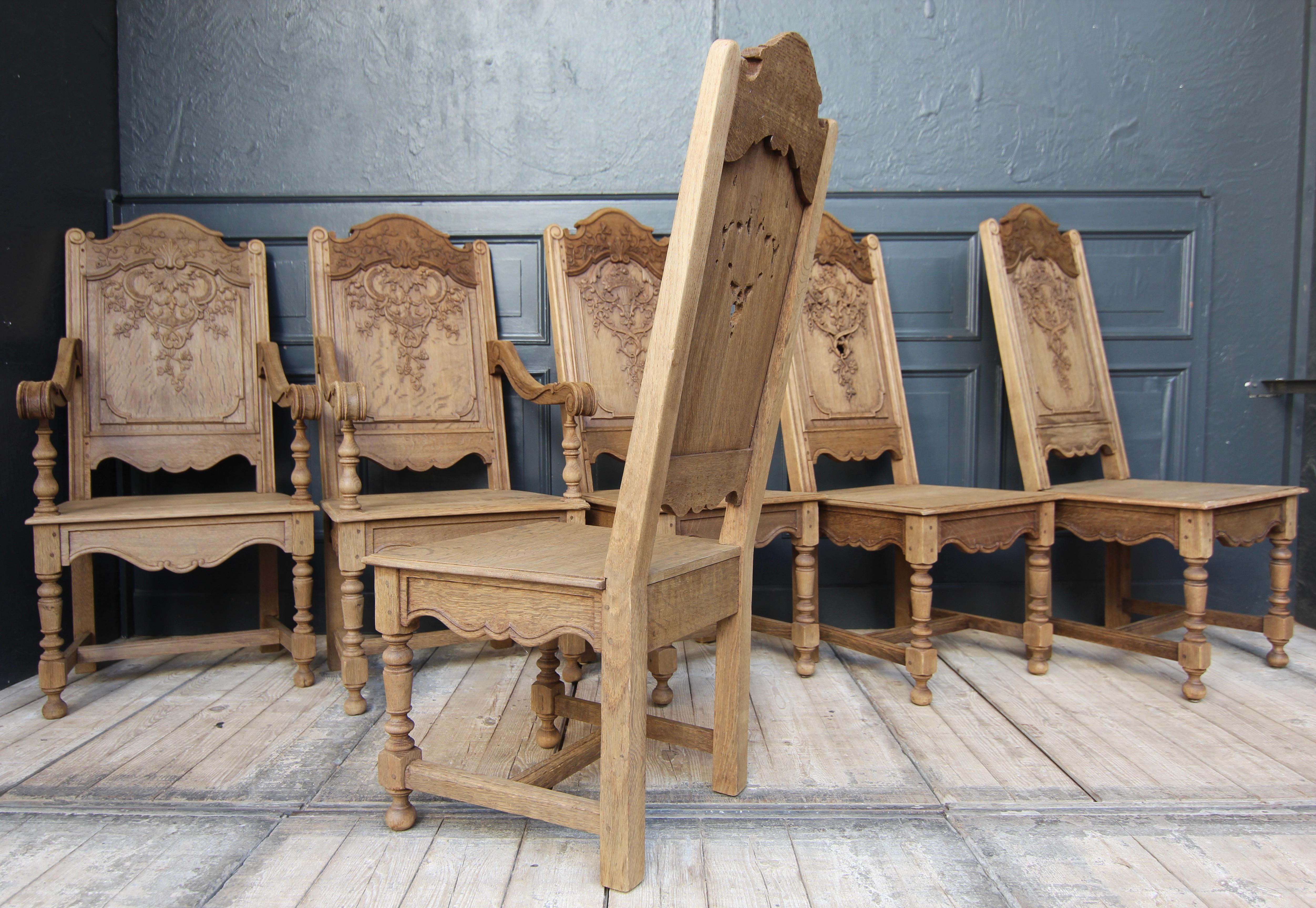 Early 20th Century Liégeoise Carved Stripped Oak Chairs, Set of 6 14