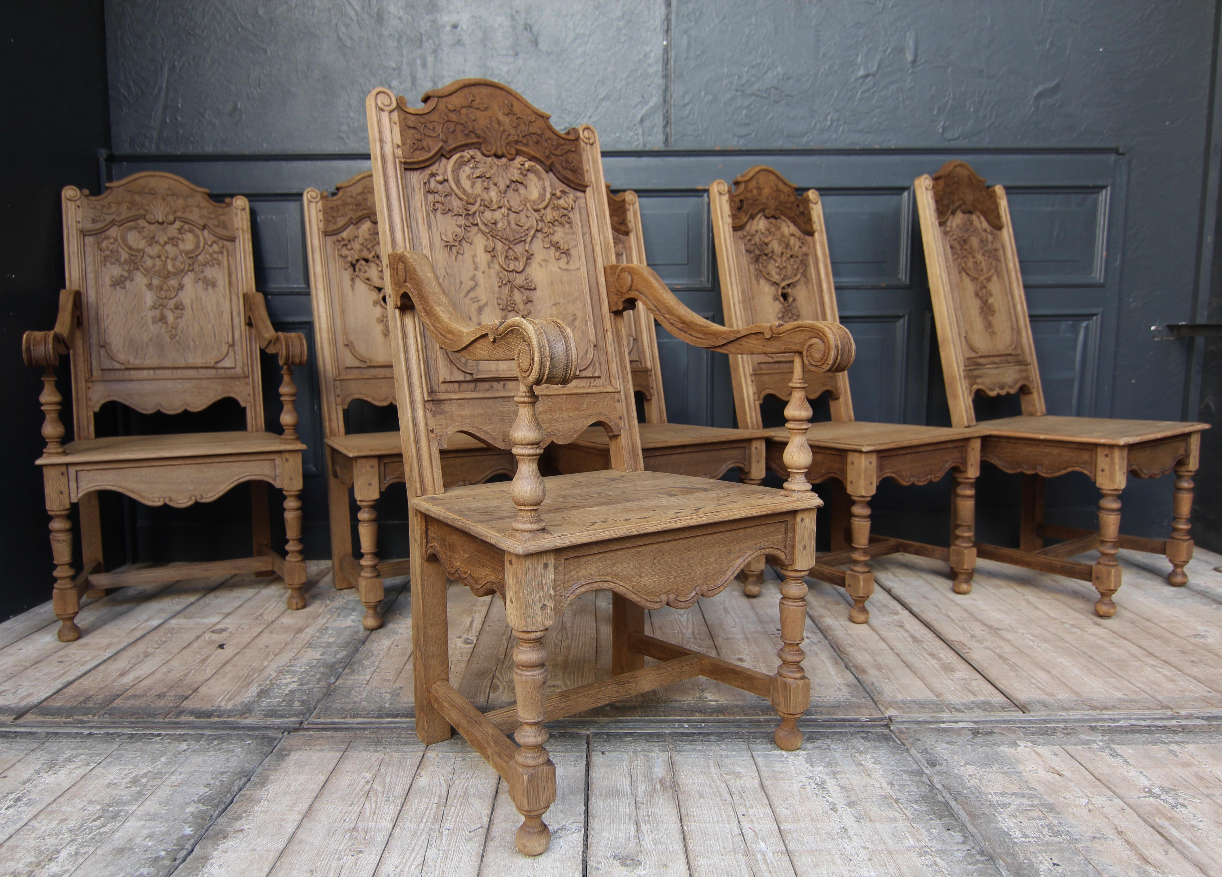 Early 20th Century Liégeoise Carved Stripped Oak Chairs, Set of 6 4