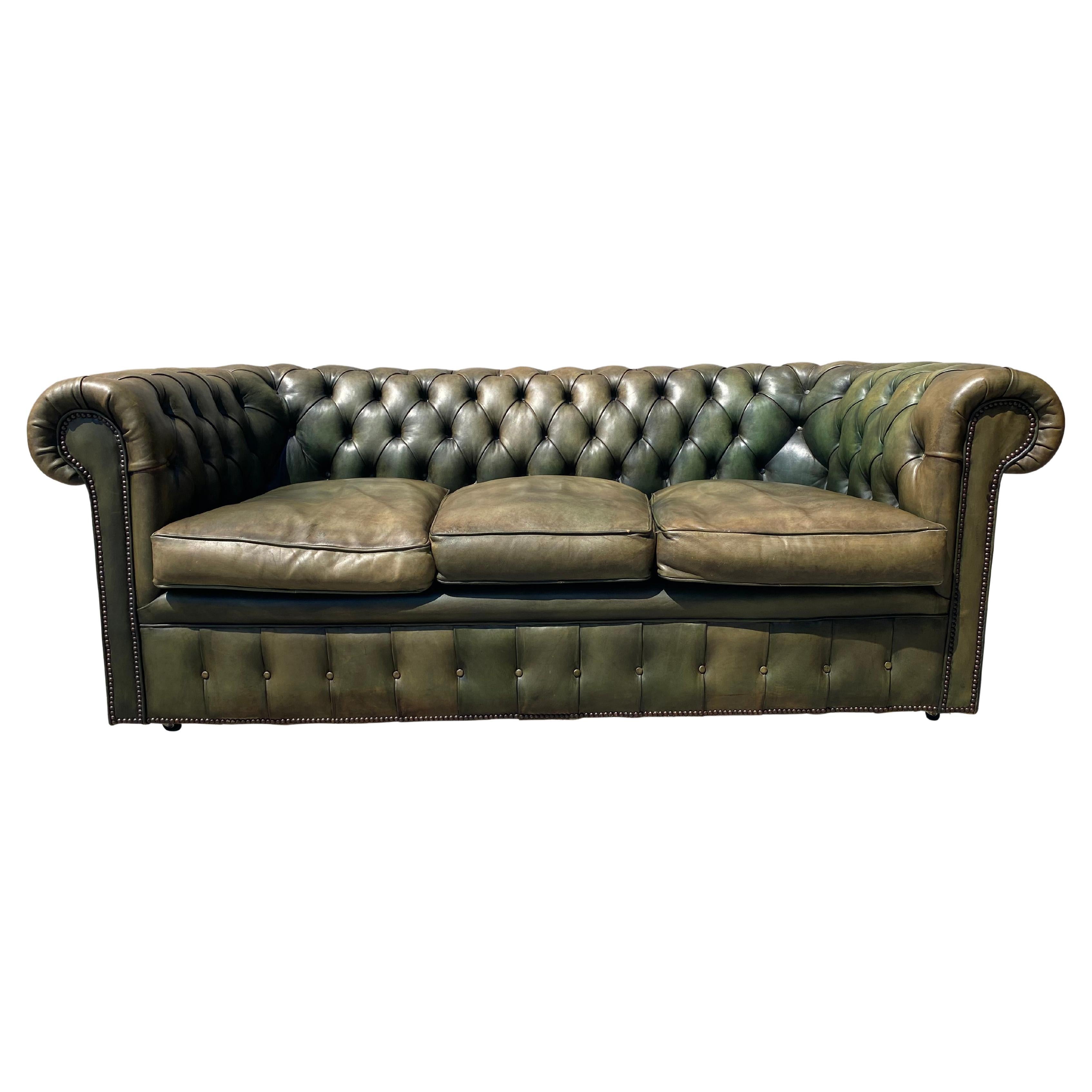 Chesterfield Sofas 121 For Sale at 1stDibs vintage chesterfield