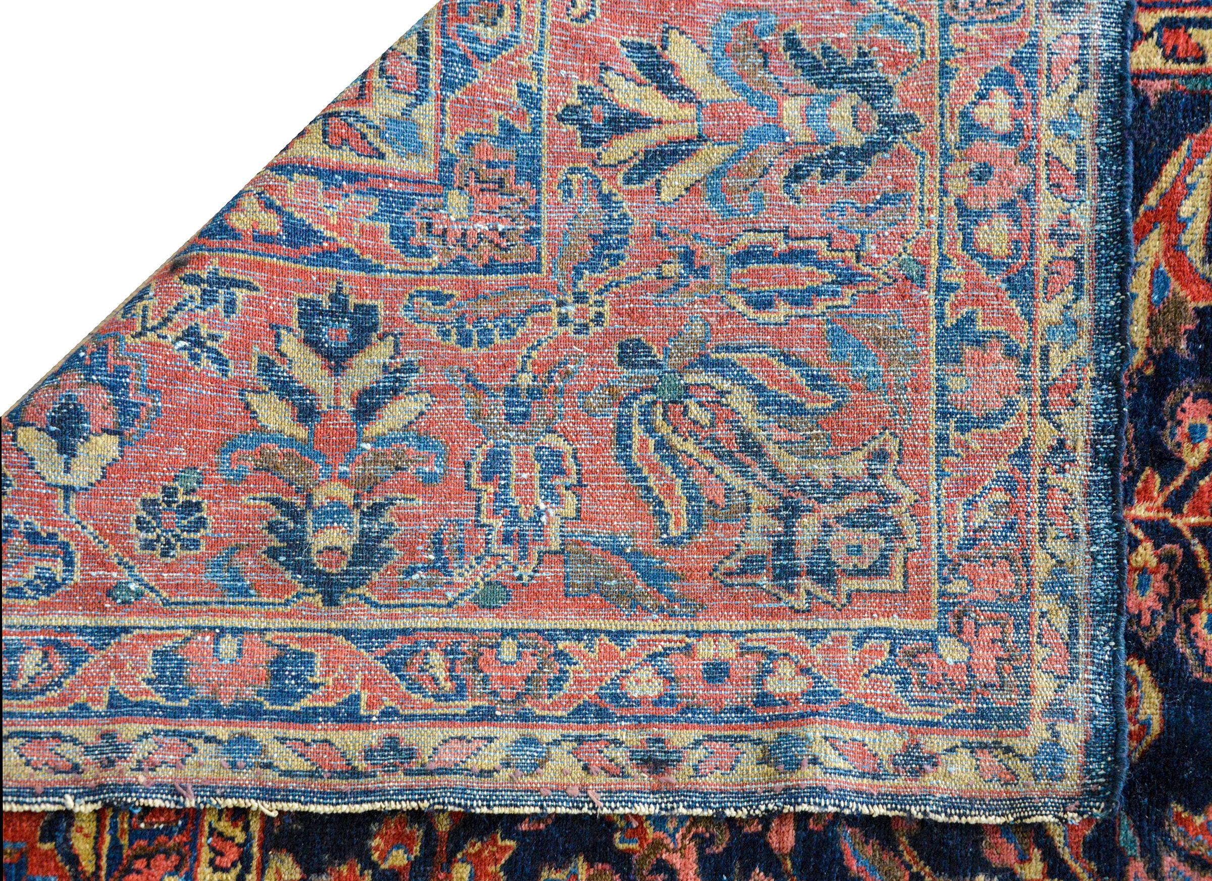 Early 20th Century Lilihan Rug For Sale 4