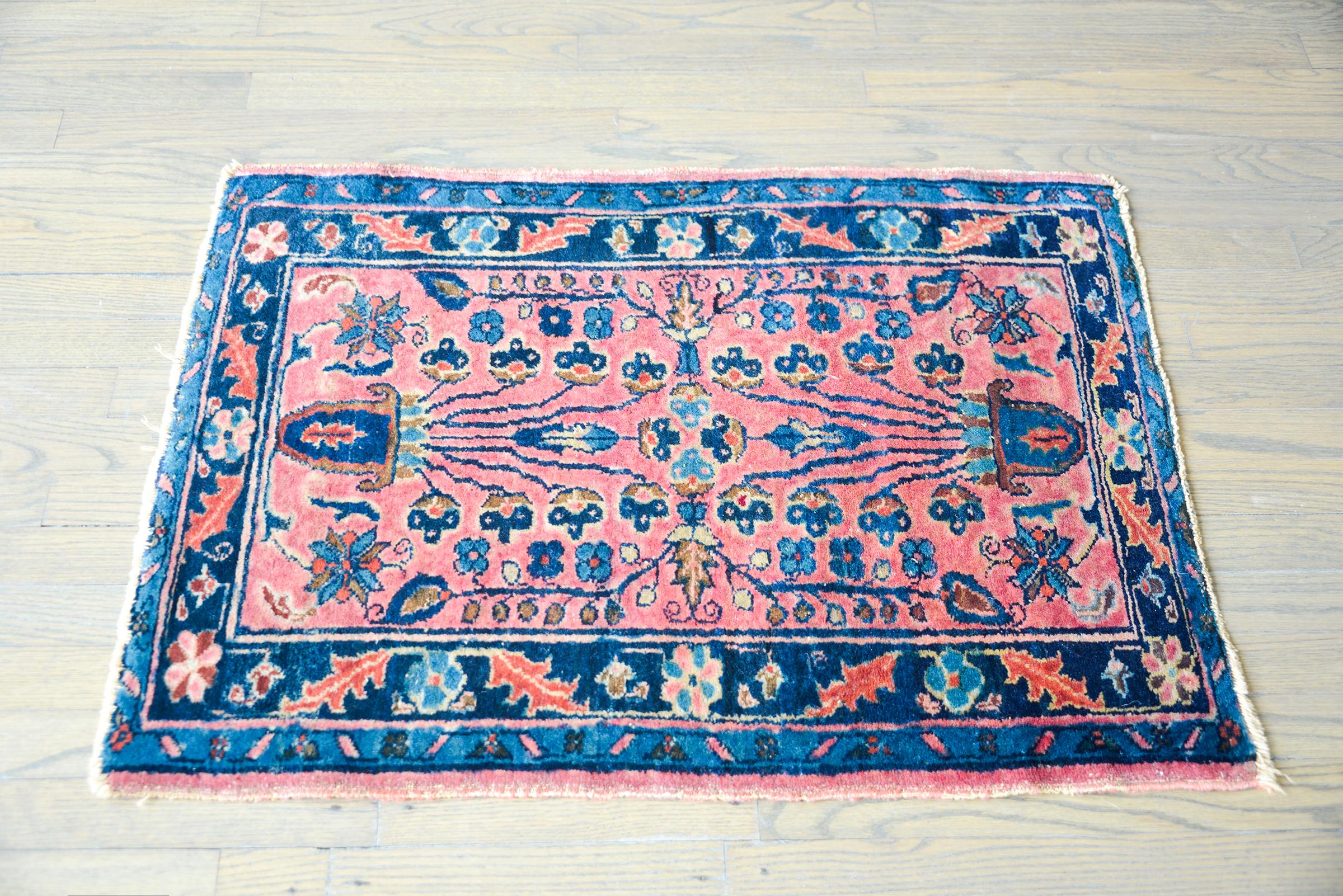 Early 20th Century Lilihan Rug For Sale 5