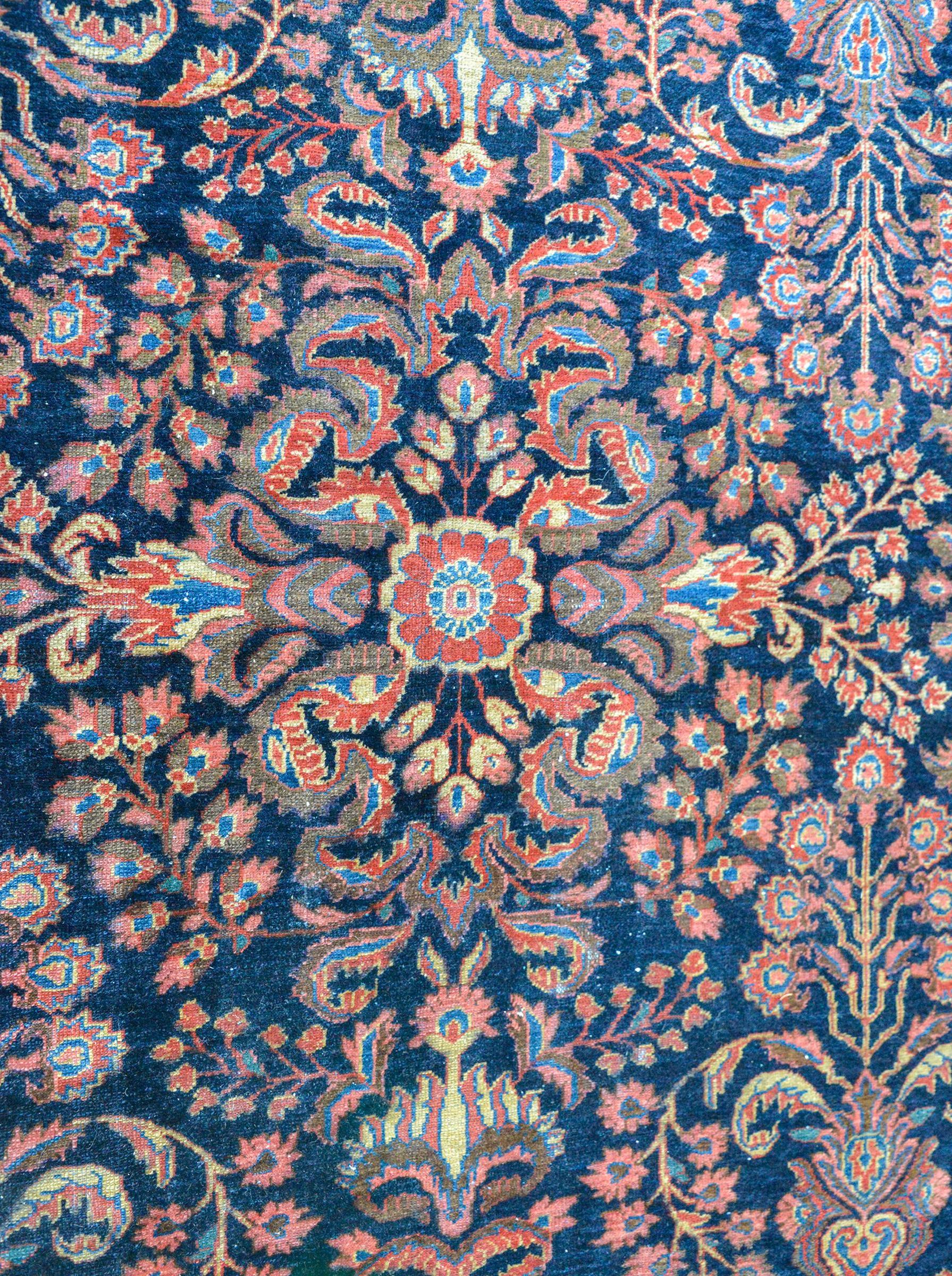 Sarouk Farahan Early 20th Century Lilihan Rug For Sale