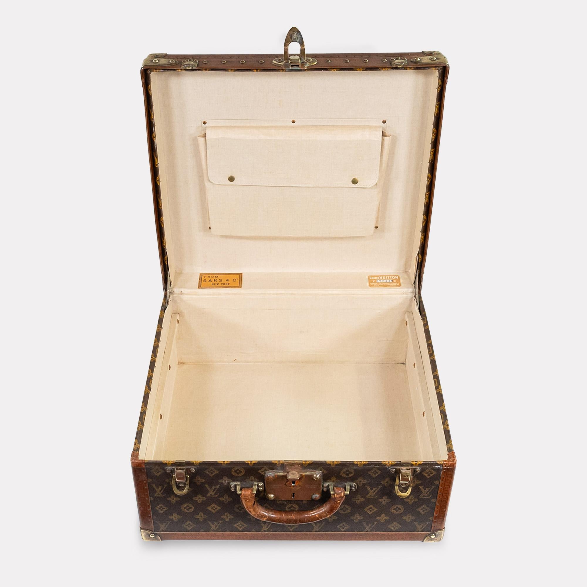 Francese Valigetta Monogram Bisten Louis Vuitton dei primi del Novecento in vendita