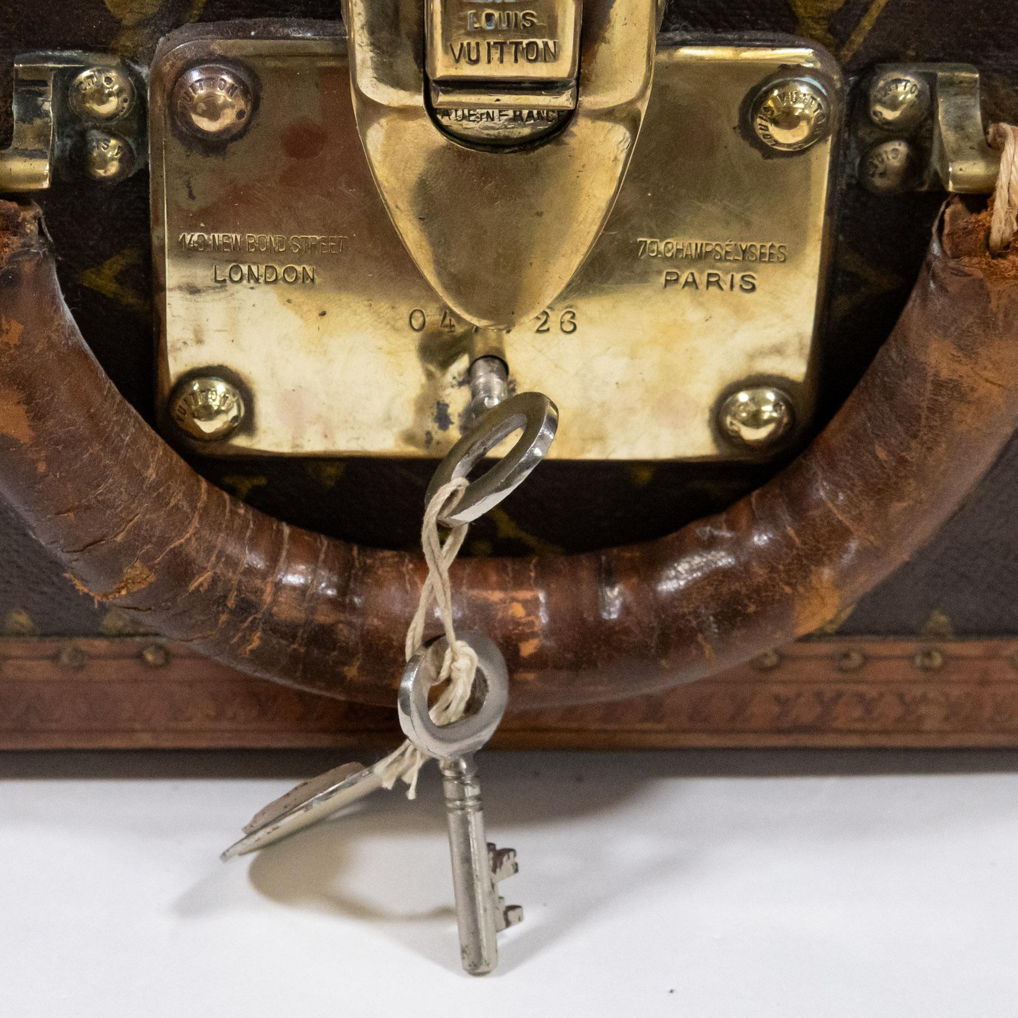 Louis Vuitton Monogram Zwölf Schuhkarton des frühen 20. Jahrhunderts im Angebot 5