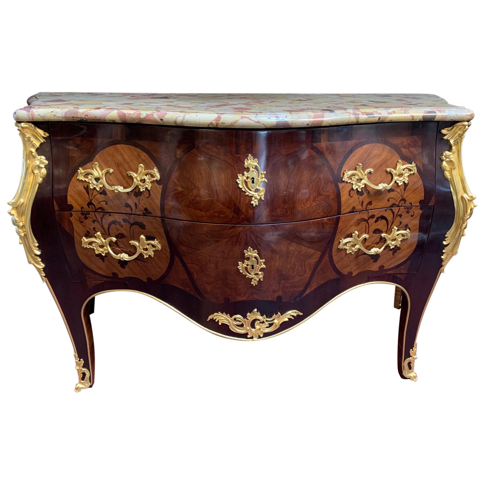 Early 20th Century Louis XV Style Gilt Bronze Marquetry Commode For Sale